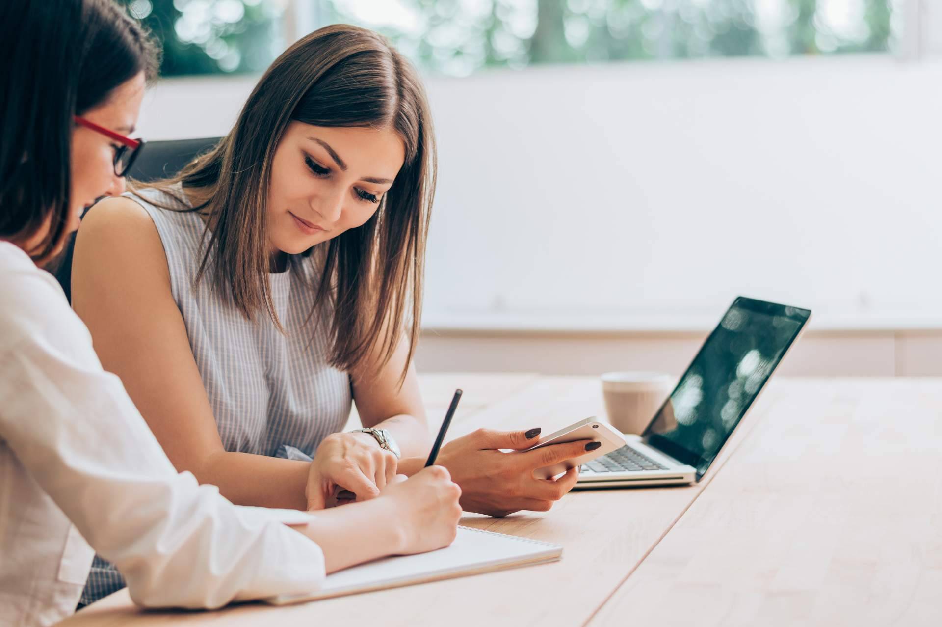 Hacer crecer un negocio de coaching con la consultora Empresarias de Alto Valor