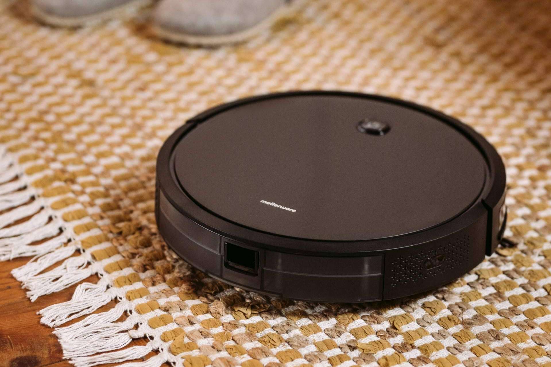Los beneficios de tener un robot aspirador, según Mellerware