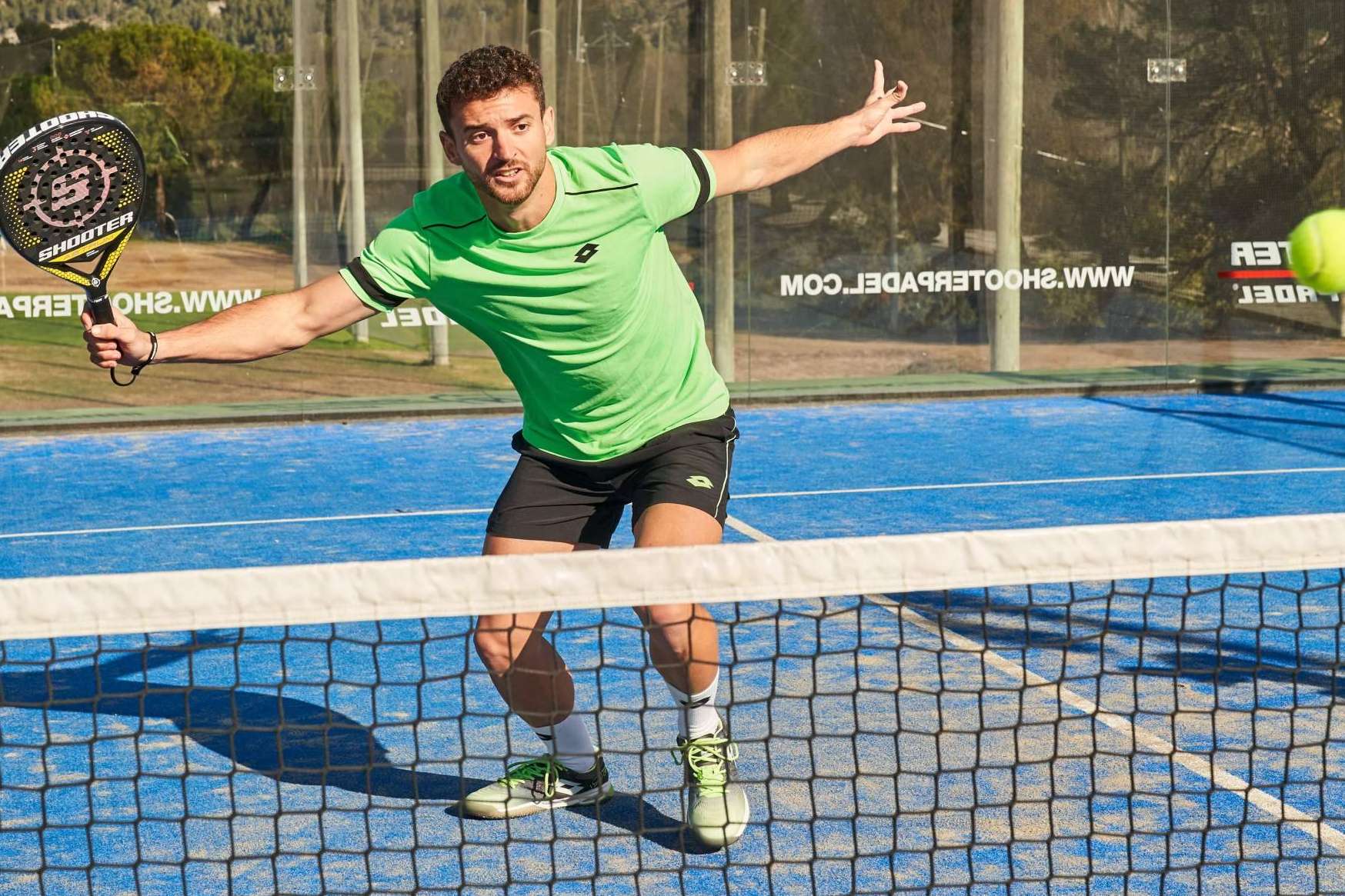 Las palas de pádel SHOOTER PADEL de altas prestaciones, diseñadas para evitar lesiones