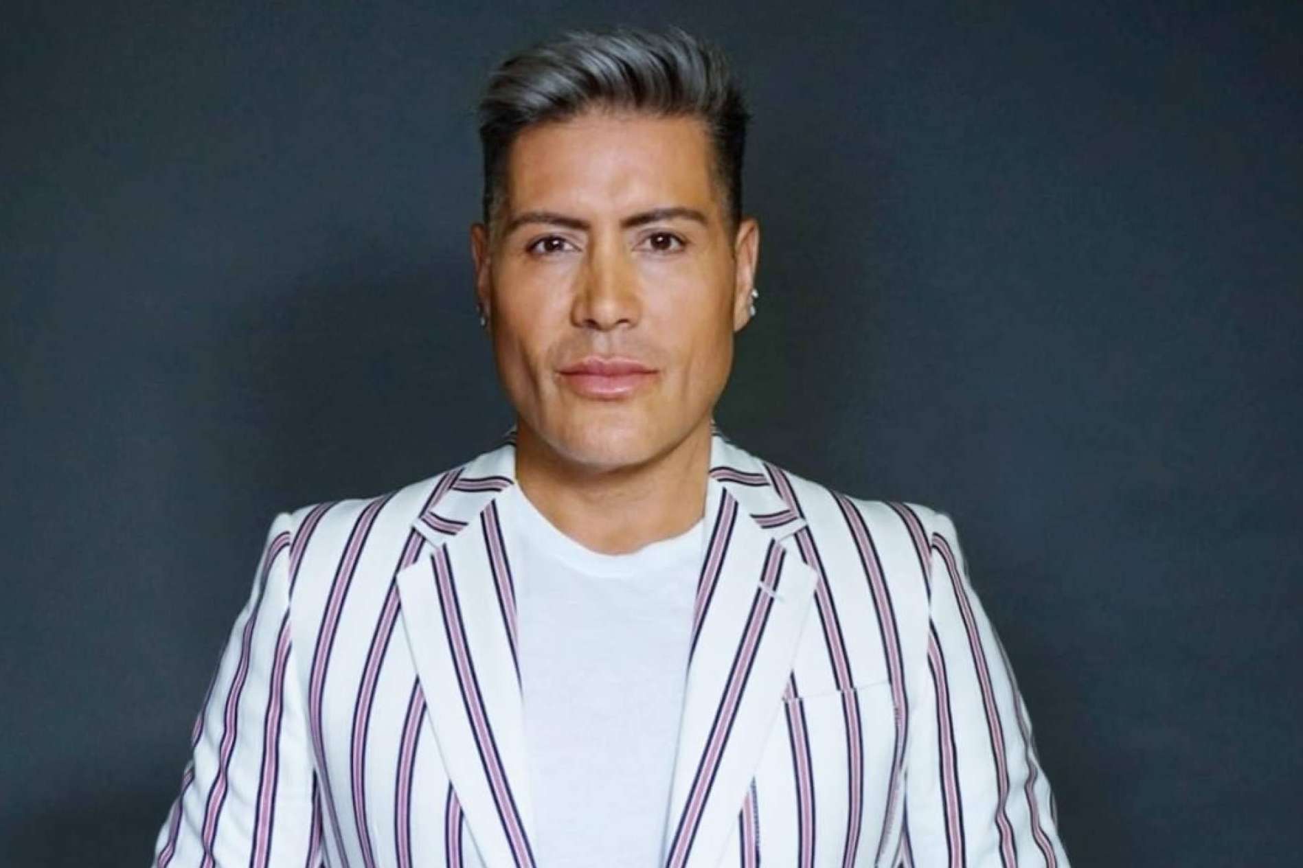 Edgardo Navarro brilla como artista del estilismo internacional