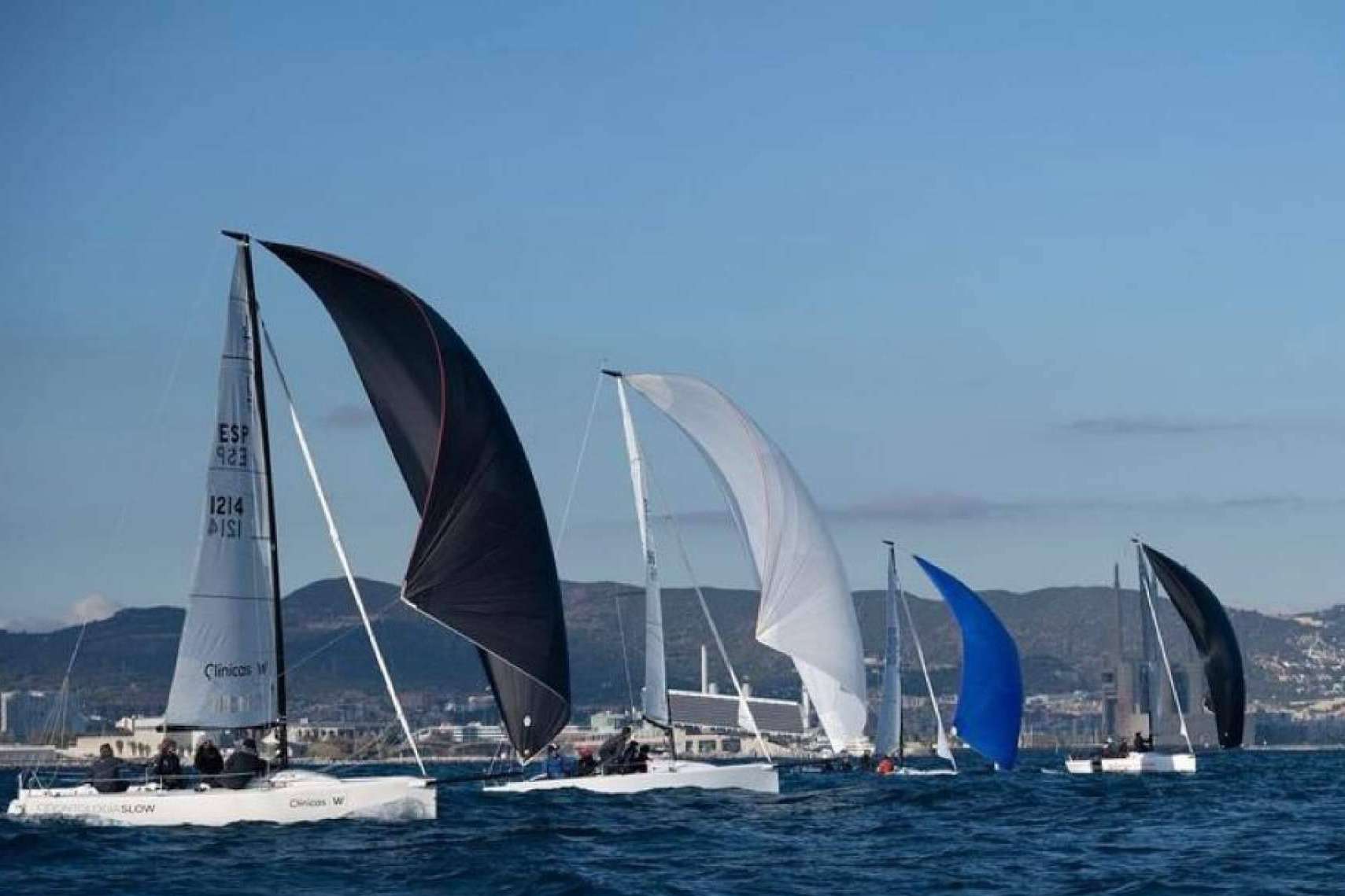 Clínicas W aún está en el podio de las Barcelona Winter Series de J70