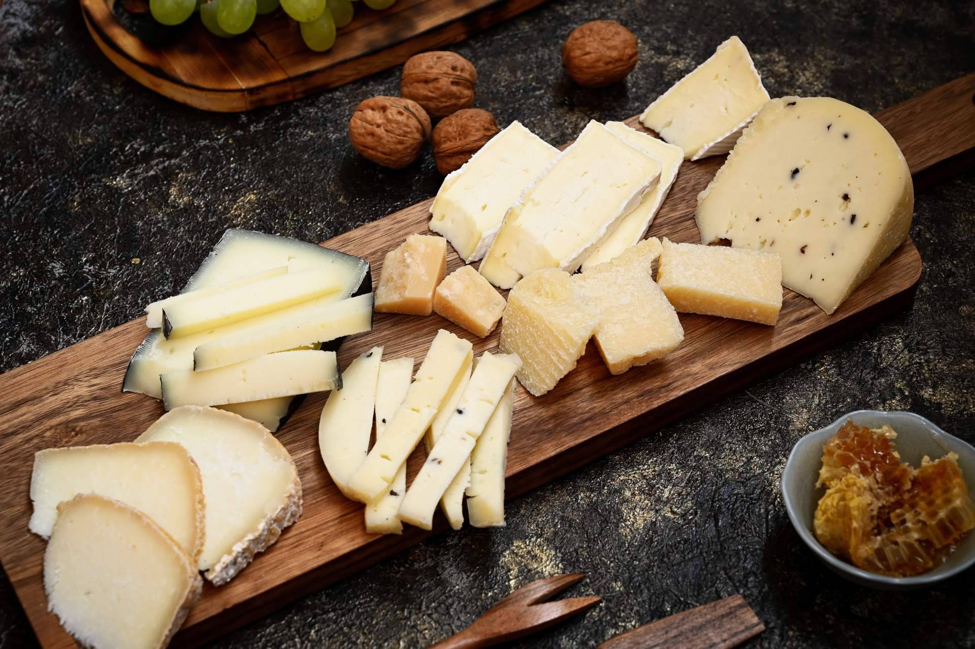 Sabores de Tallante, una quesería artesana española premiada por su producción de quesos de cabra artesanos