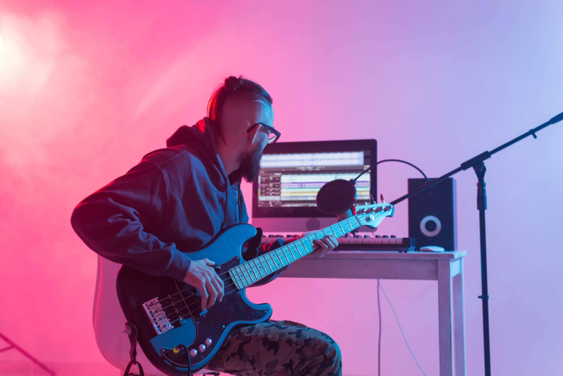 Conectar con los fans online de la mano de la empresa LinkMusic