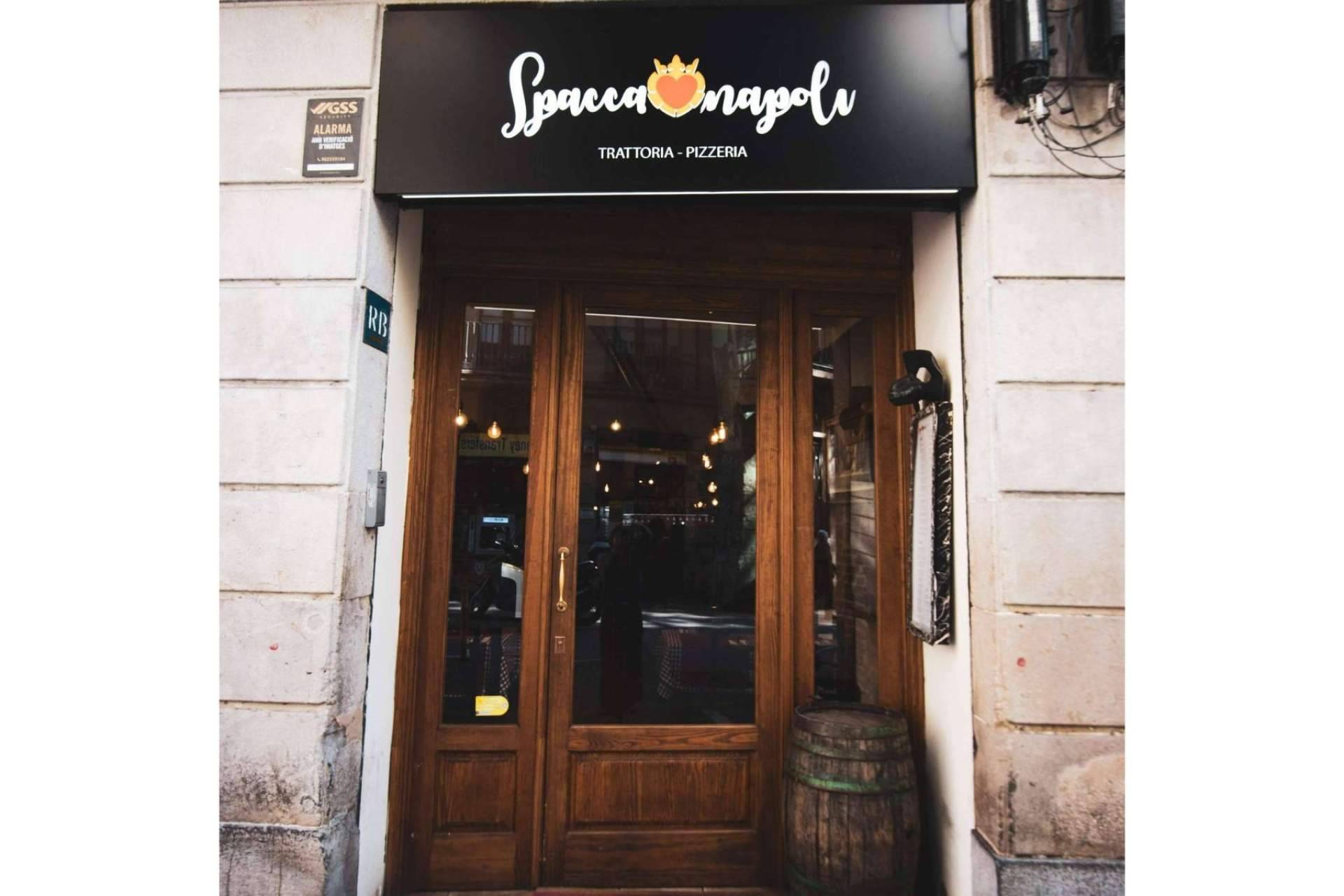 Disfrutar en Spaccanapoli Barcelona de la original pizza napolitana
