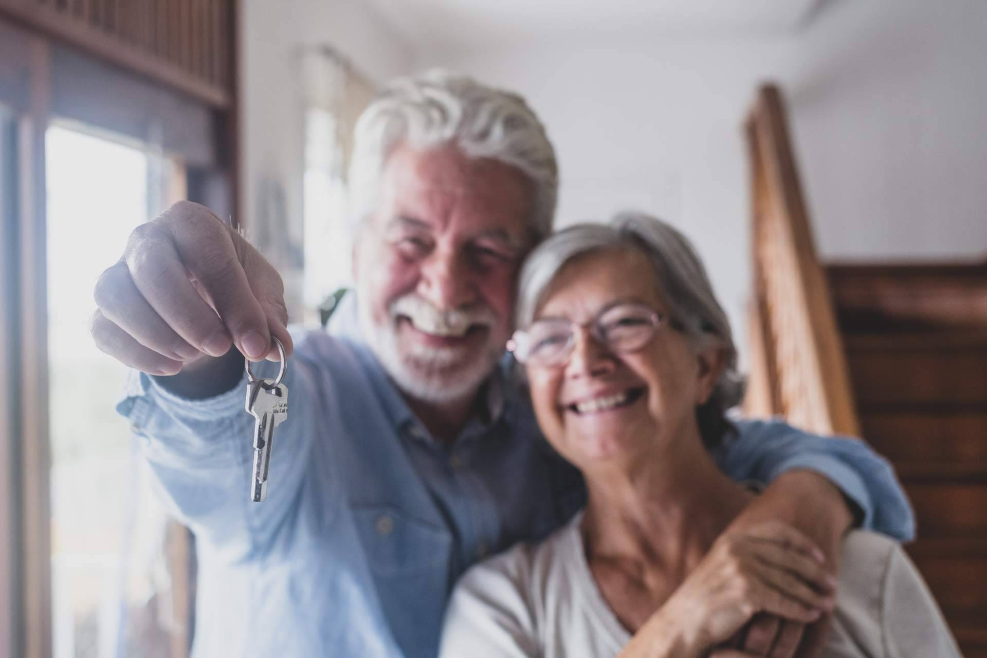 ¿Qué soluciones ofrece Dac Santiago para el alquiler de una vivienda?