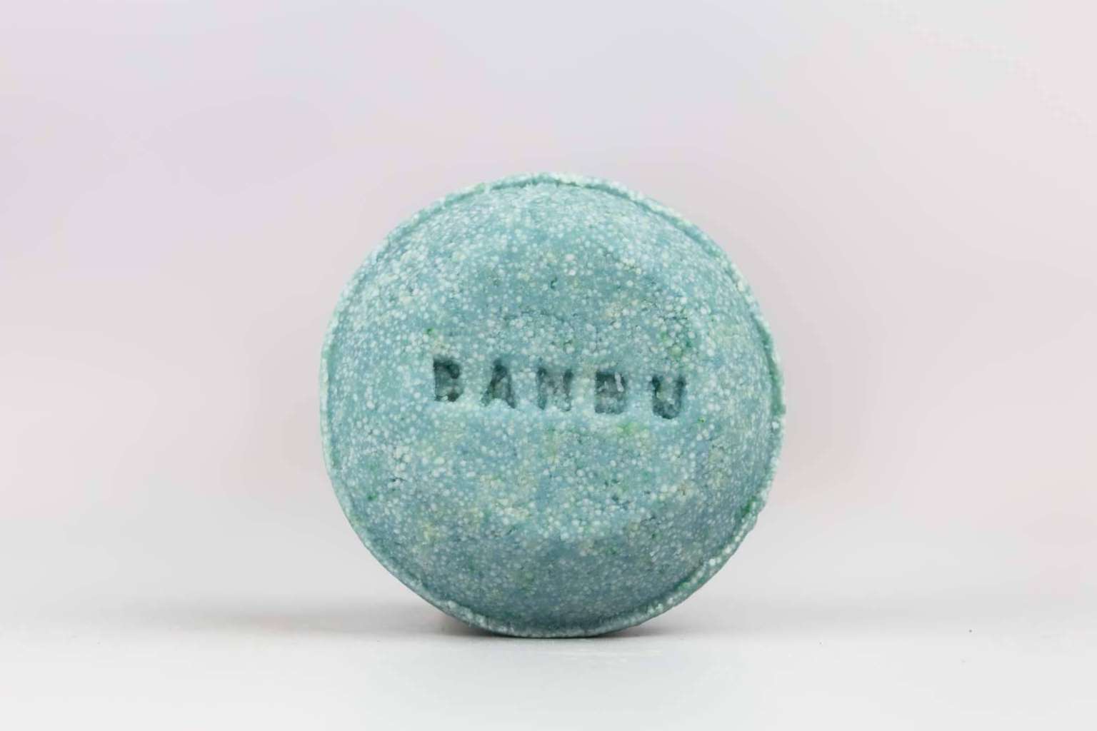Banbu diseña Fluffy, el nuevo champú sólido para método curly