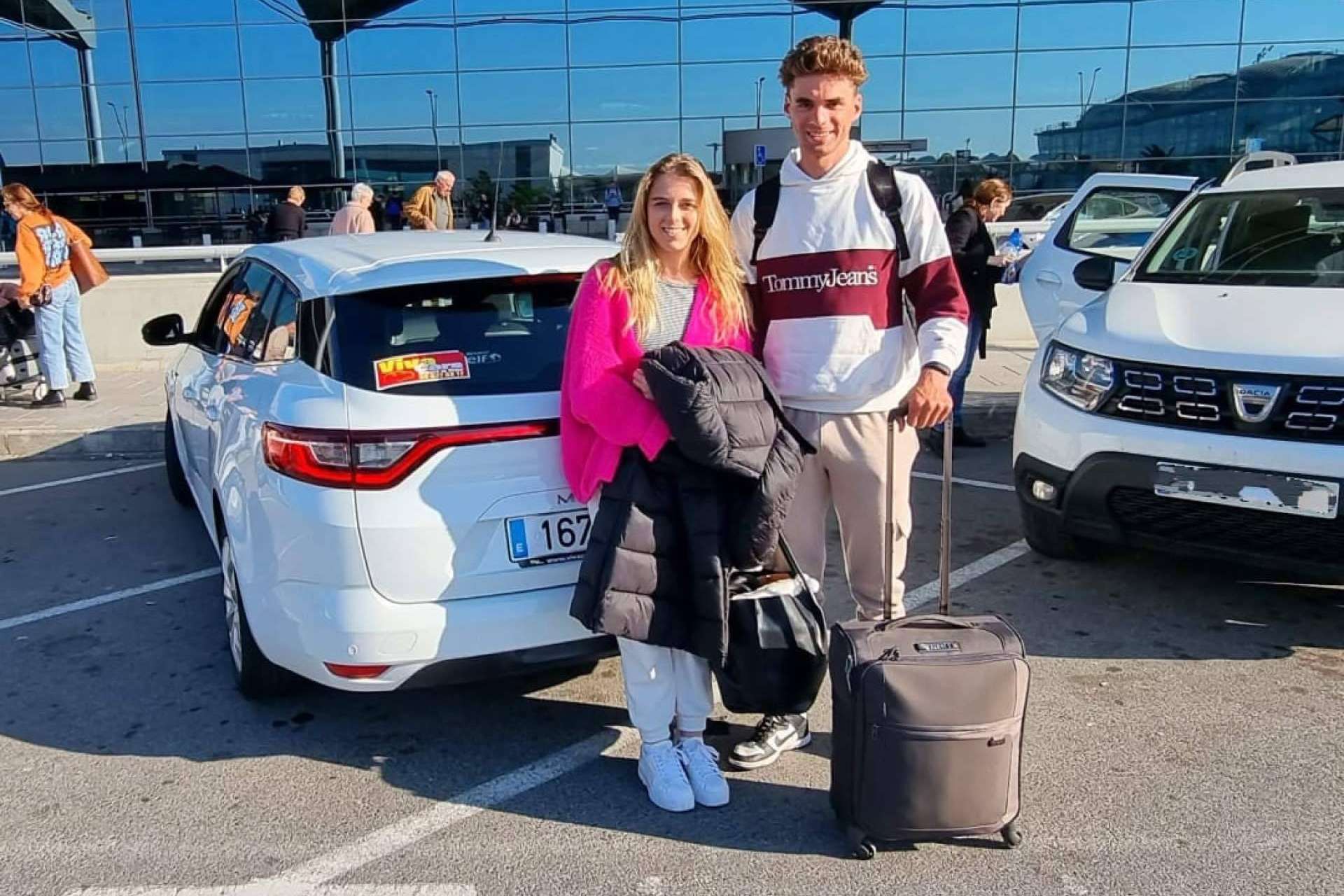 La empresa que ofrece alquiler barato de coches en Benidorm y alrededores, Viva Cars