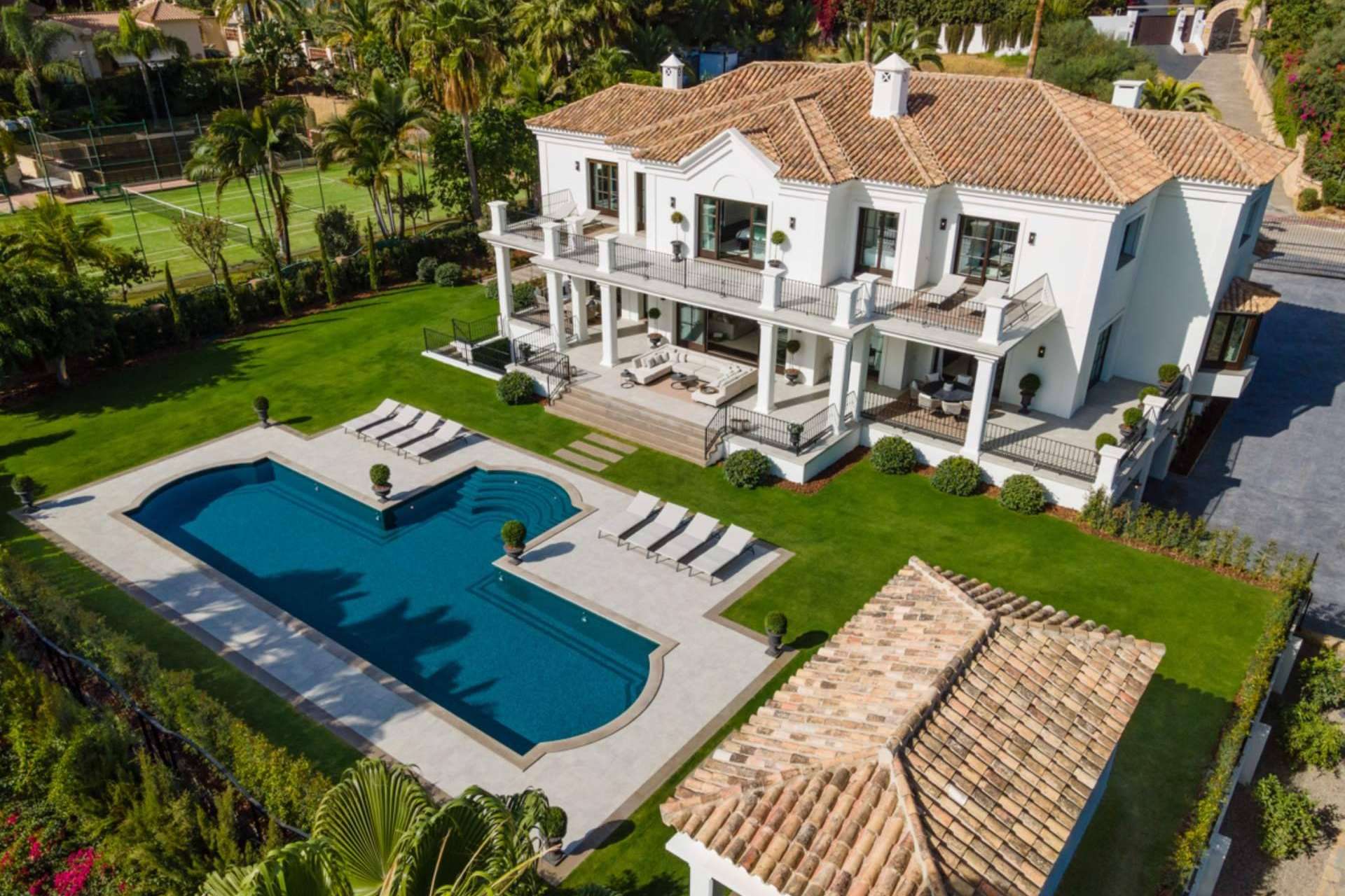 Encontrar casas de lujo en Marbella y sus alrededores con Zeuthen & Company