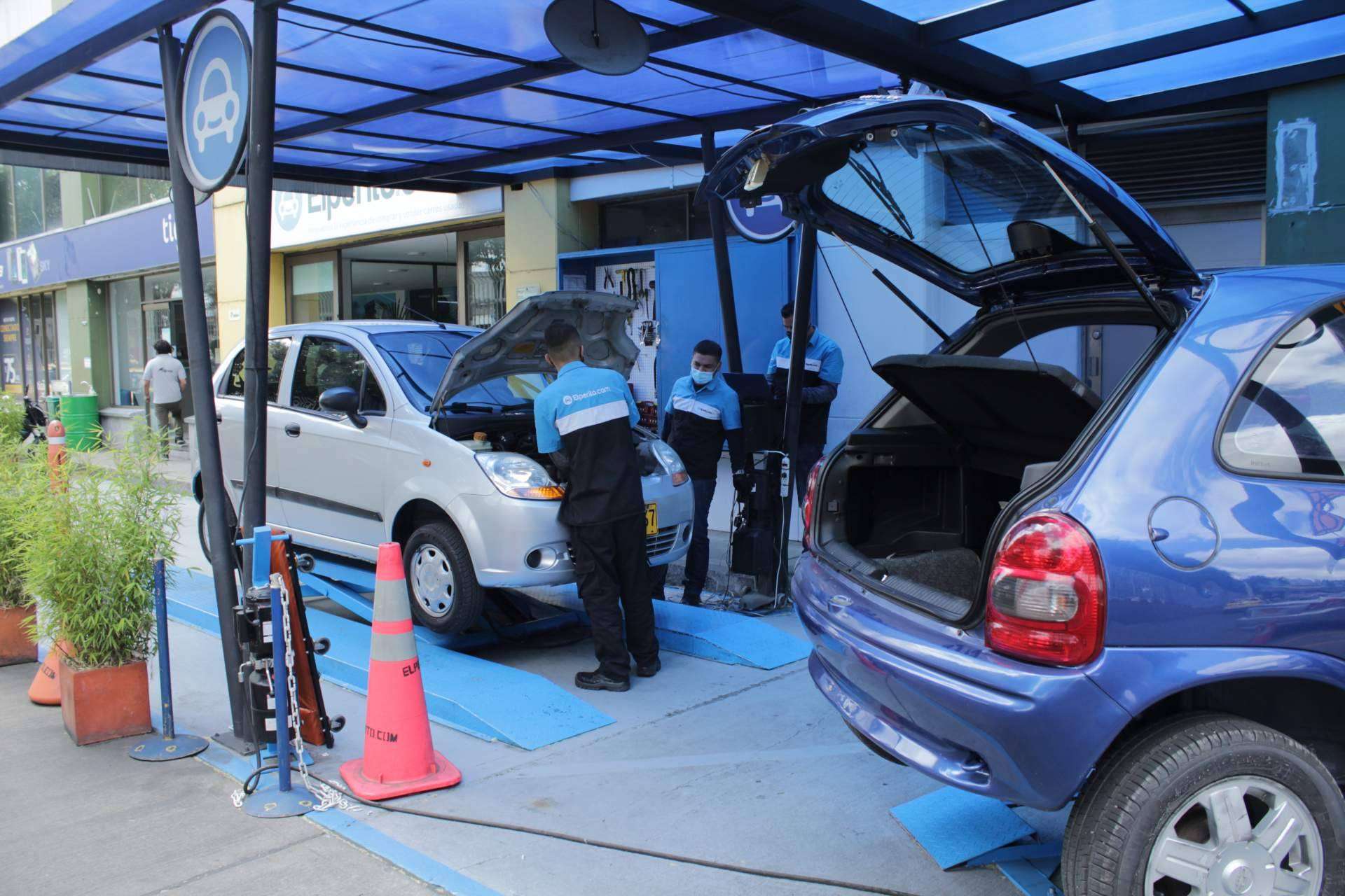 Cuáles son las ventajas de contratar un servicio de peritaje de coches como ElPerito.com