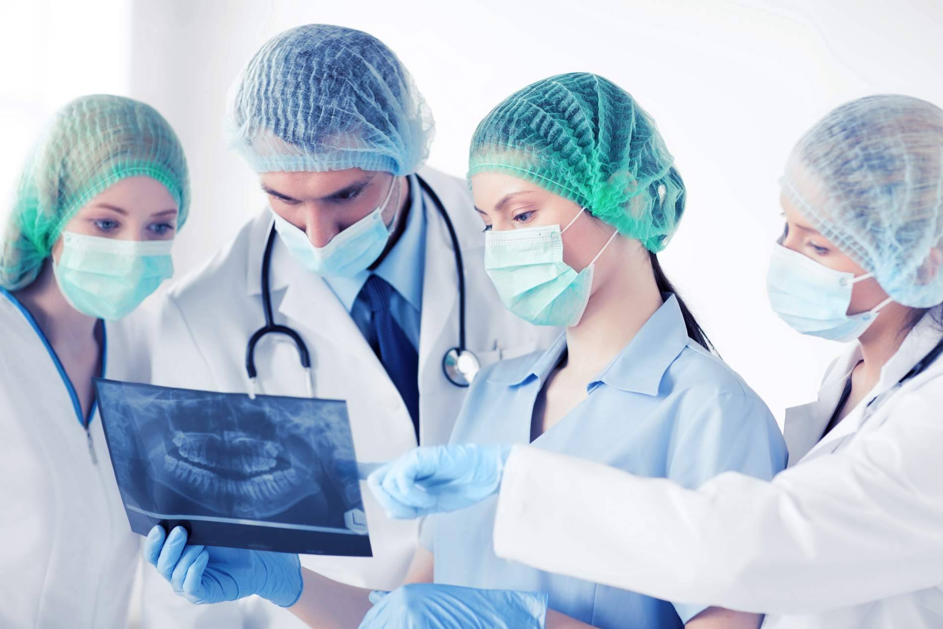 Las claves del tratamiento de ortodoncia invisible que ofrece la Clínica Dental ResidentLive