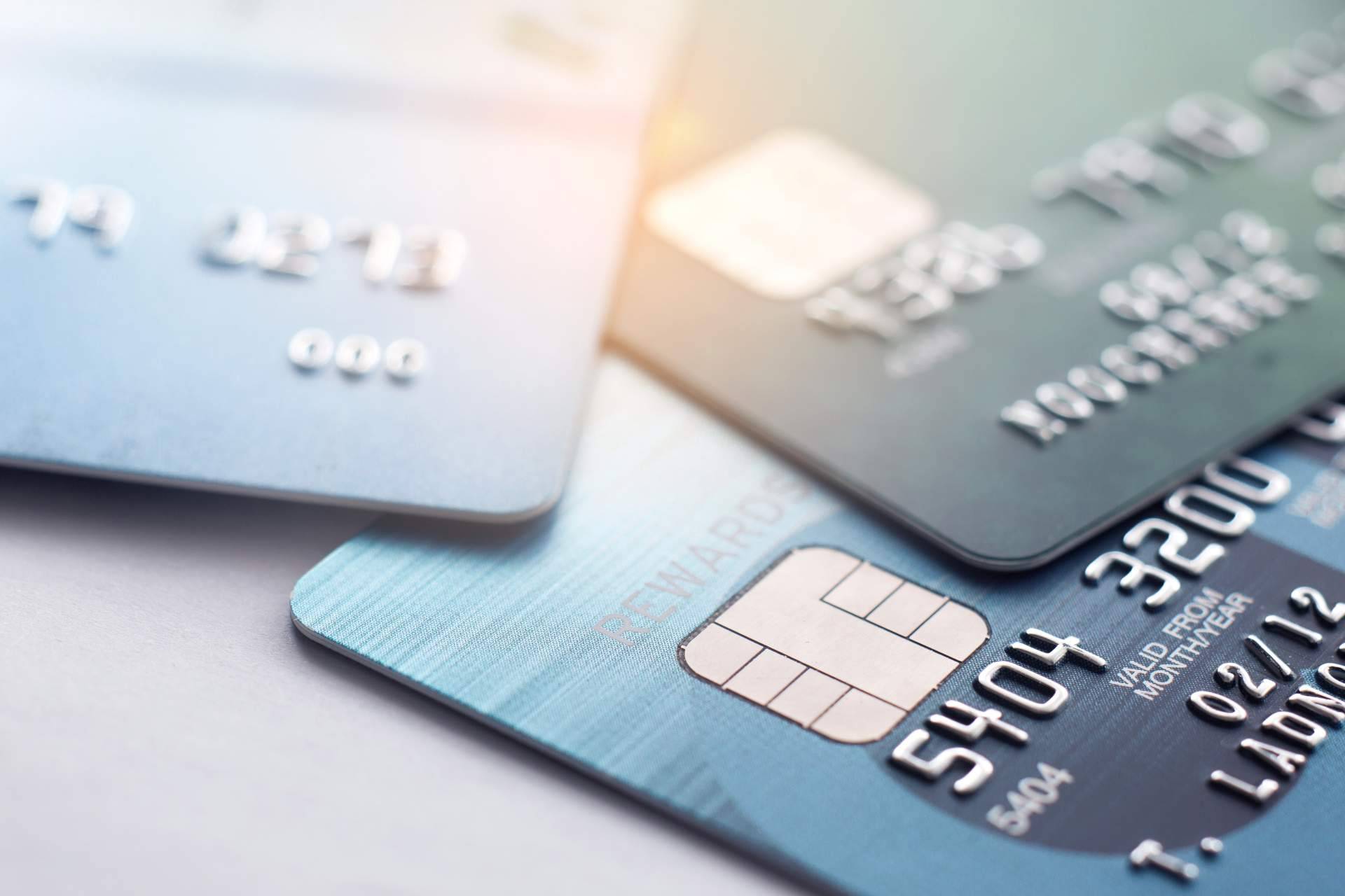 ¿Cómo deben vender los bancos las tarjetas revolving a partir de ahora?, por Sello Legal Abogados