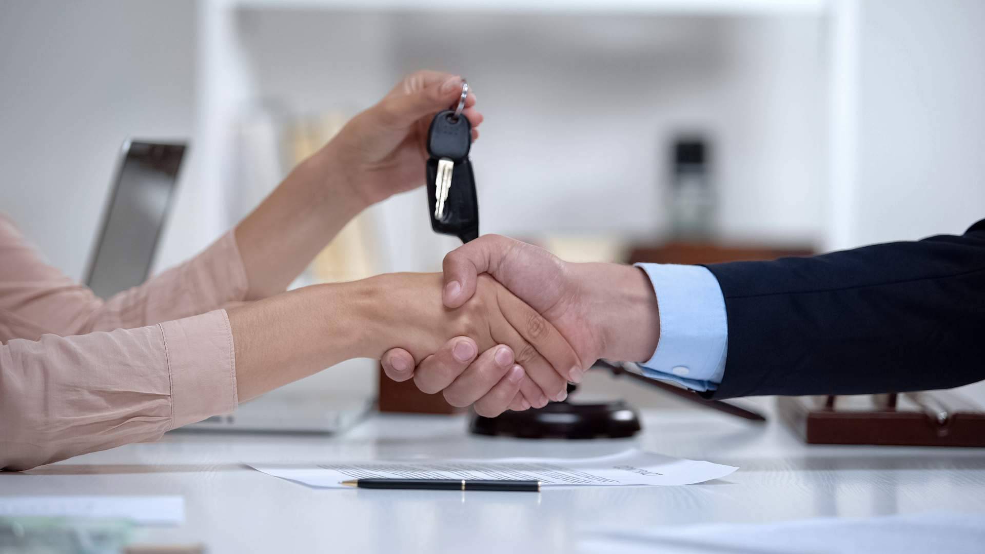 RENTINGPLUS brinda algunas de las mejores ofertas de renting de vehículos desde 1 día hasta 5 años