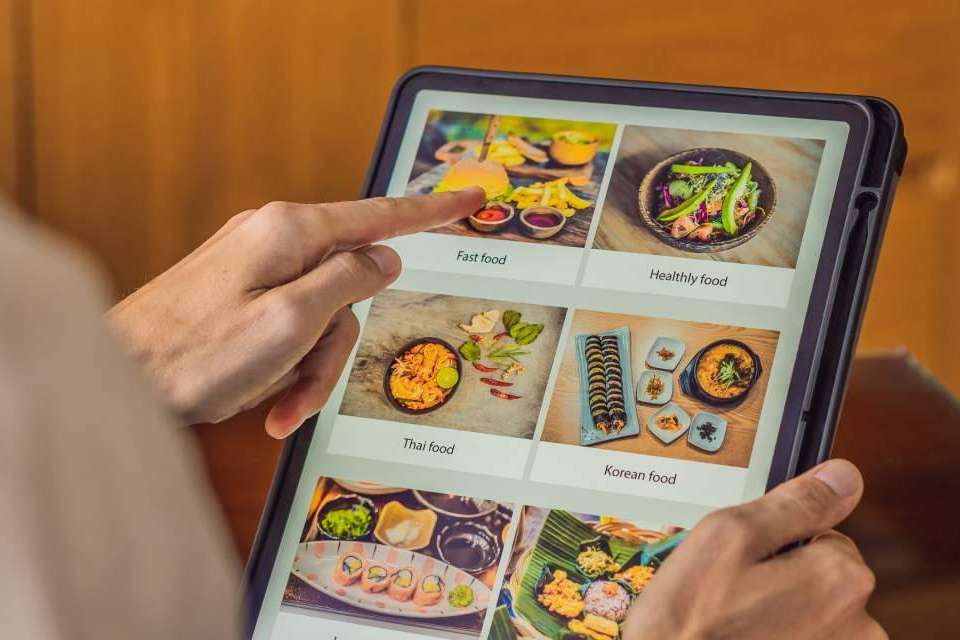 Los beneficios de las cartas digitales para restaurantes, con Wannamenu