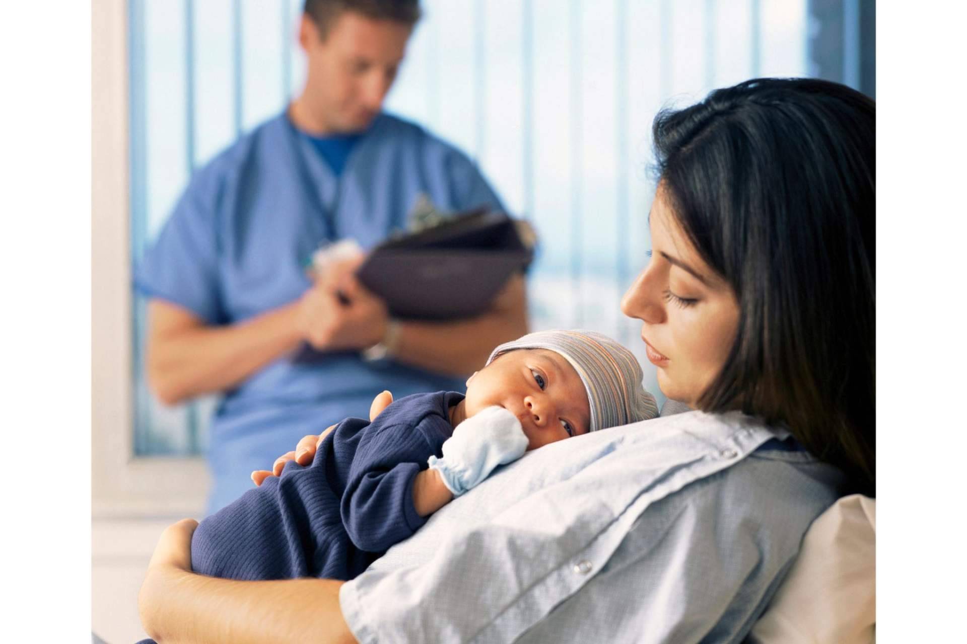 Mamá de Lujo habla de los beneficios físicos y emocionales de la lactancia para el bebé