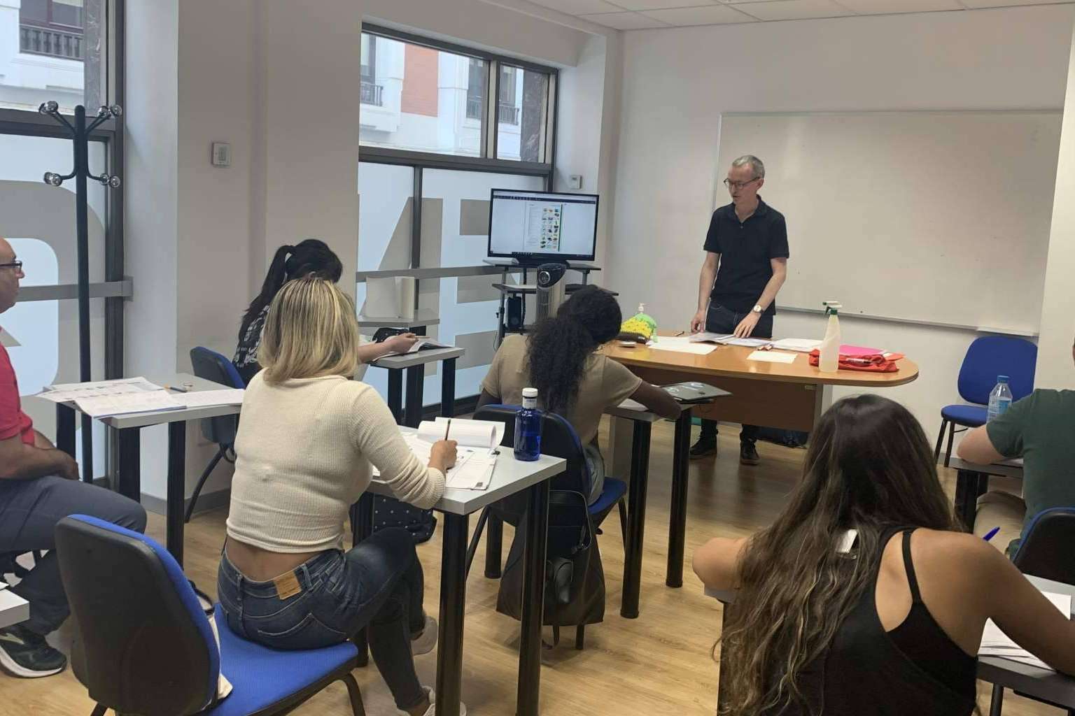 Aprender un idioma en poco tiempo a través de los cursos intensivos de inglés en Madrid de Seif English Academy