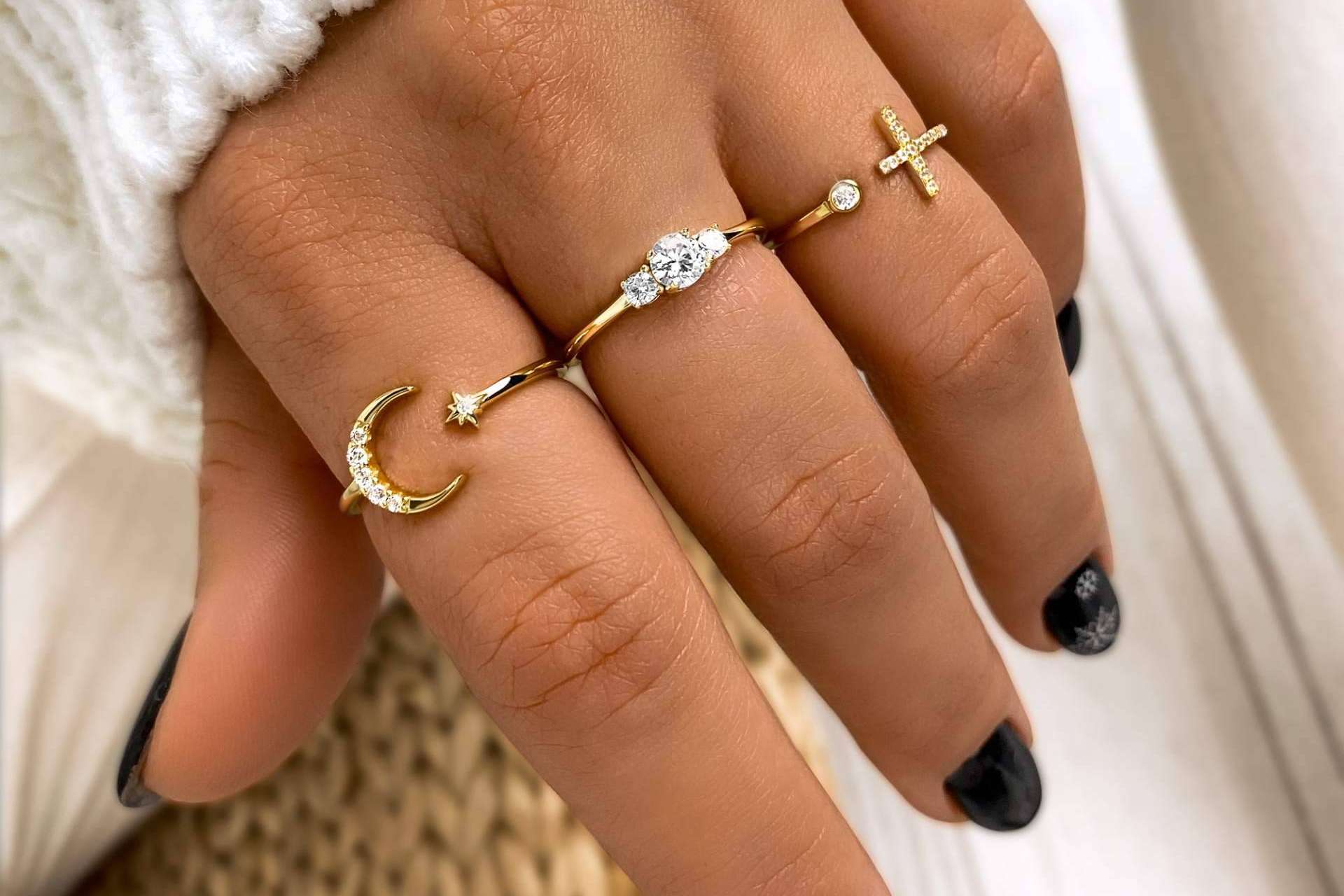 Anillos bañados en oro, en el catálogo de Le Petite Marie