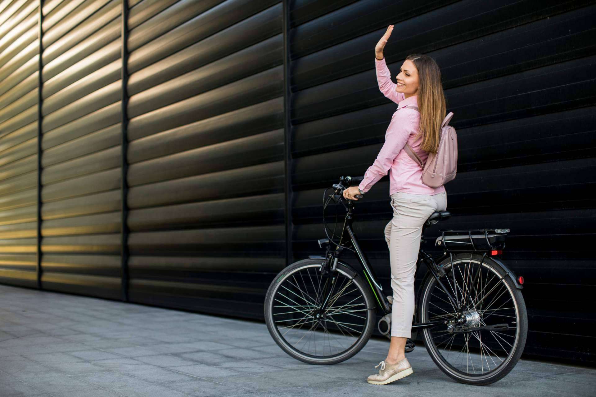 Adquirir bicicleta eléctrica para moverse de forma cómoda por la ciudad en HTO Urban Mobility