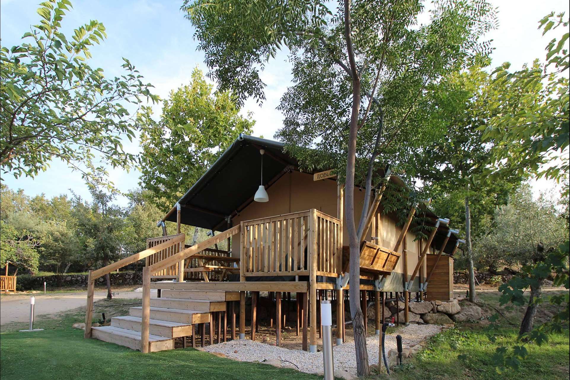 Vivir una experiencia única de turismo rural y sumergirse en la naturaleza de La Vera con el glamping