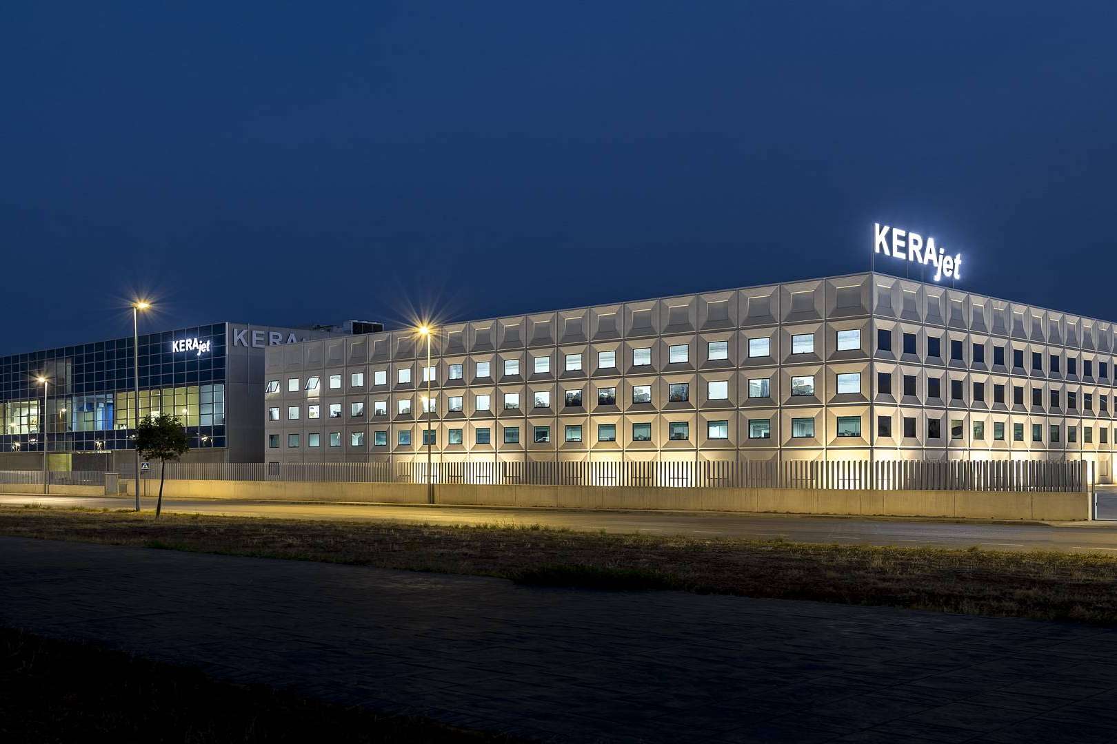 Maquinaria destinada a la impresión digital textil en España con KERAjet