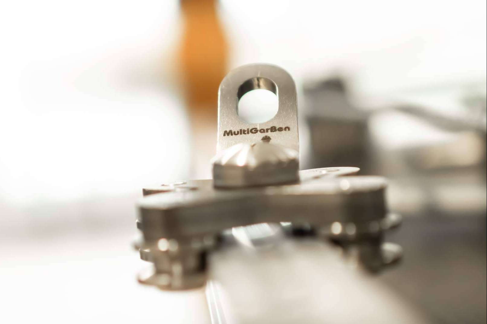 Protección anticaída con la línea de anclaje rígida AL6-R fabricada por MultiGarBen