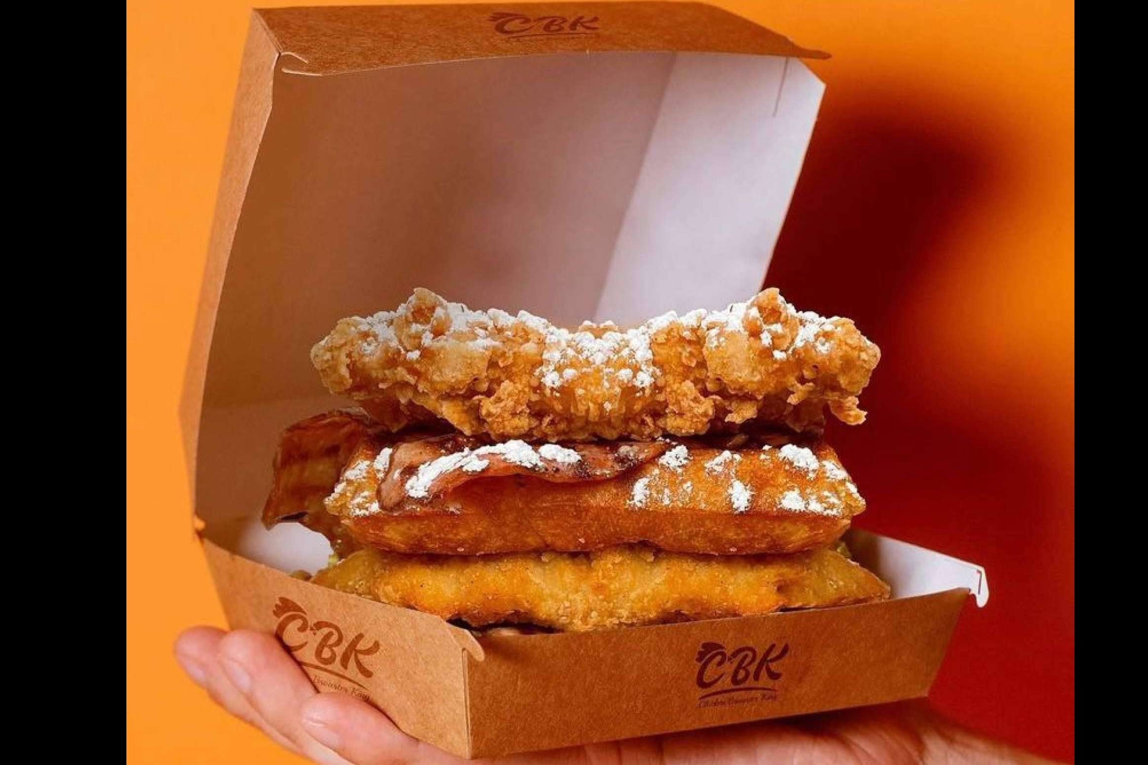 CBK, el restaurante especializado en pollo crujiente, celebra la nueva apertura en Bilbao