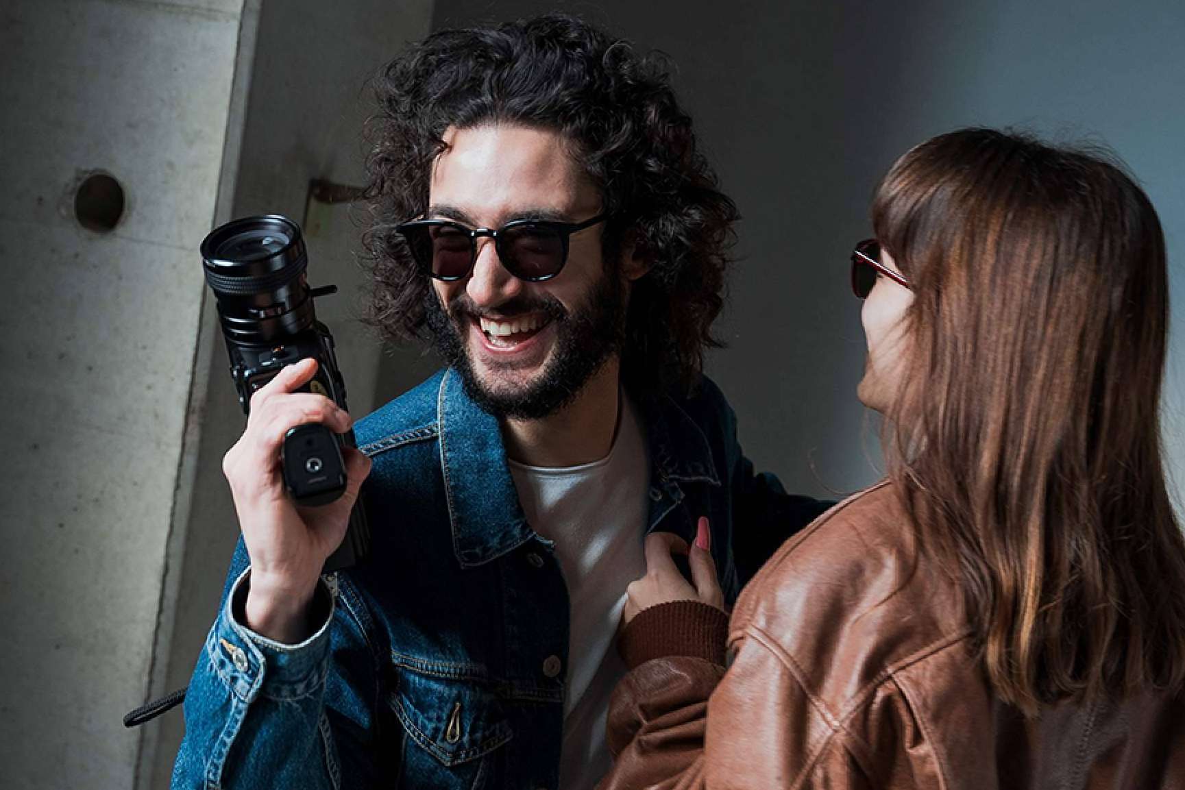PORTRAIT es una marca de gafas que une pasión por el arte y moda y que promueve el talento de artistas globales