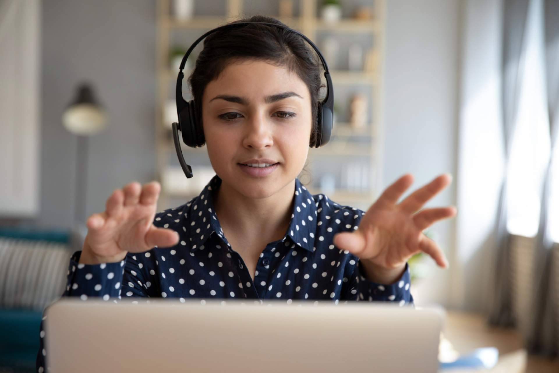 Democratizar la educación en Compliance y Marketing digital con el  ciclo de webinars de La Escuela de Negocios EDEU
