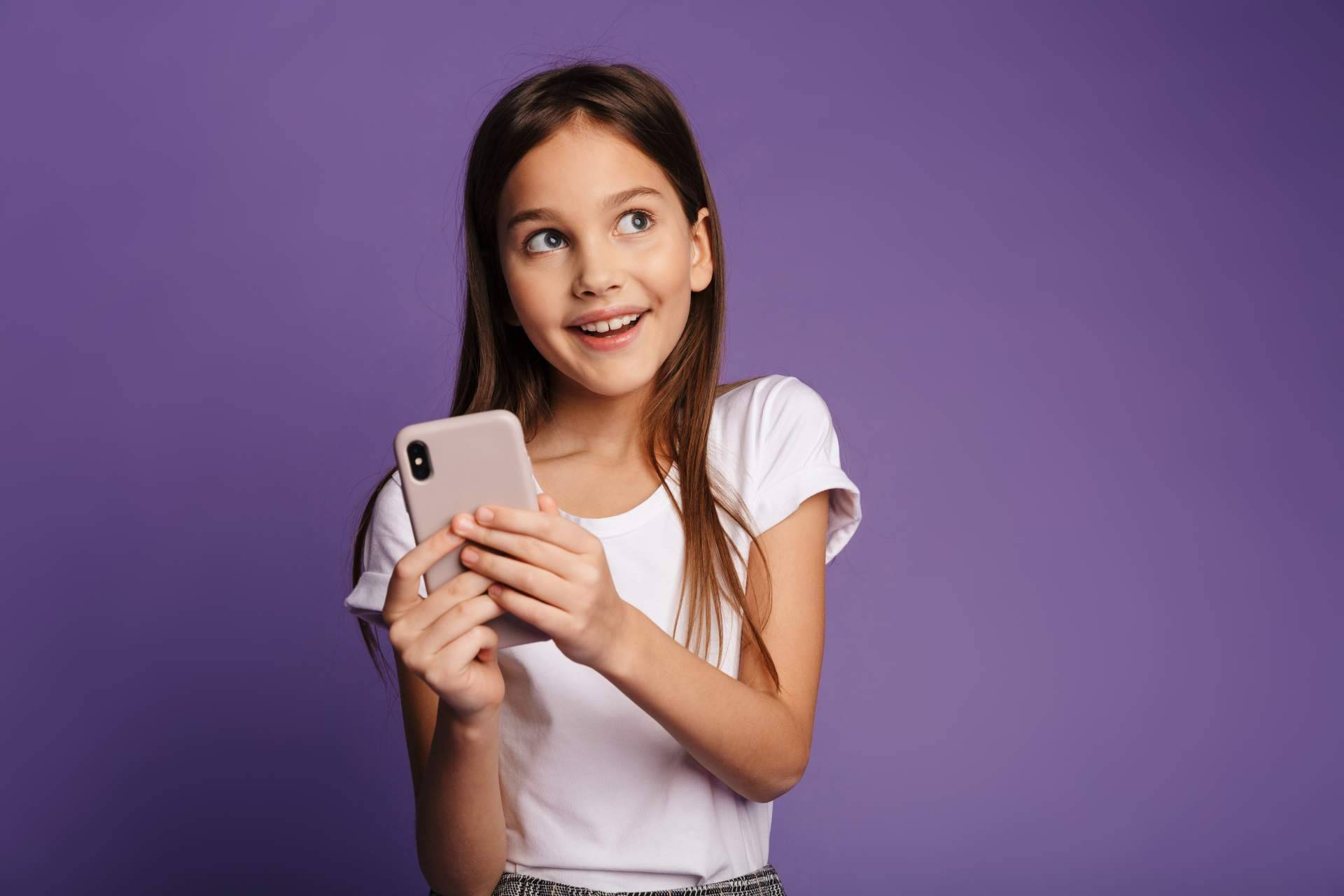 ¿Cómo escoger una tarifa de móvil para niños y adolescentes?, por Suop