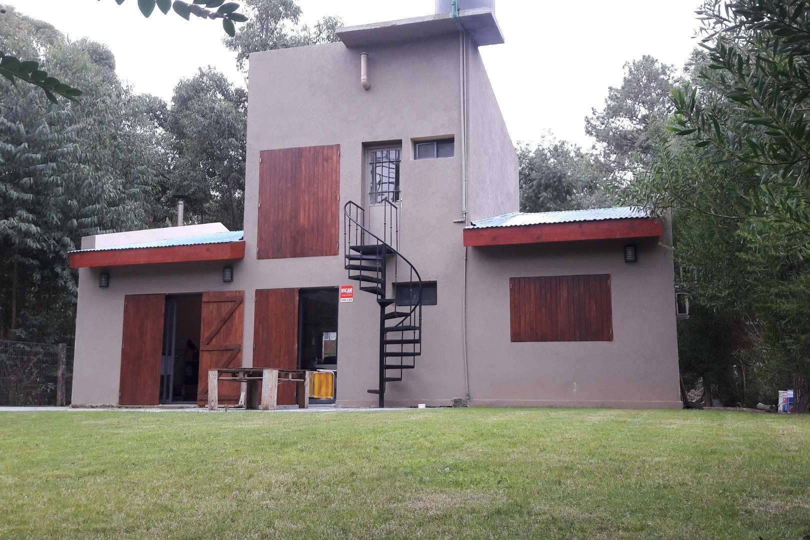La empresa constructora Estudio Pinares se encuentra en Punta del Este, Uruguay