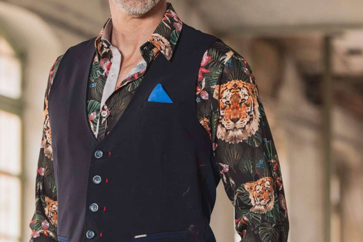 Aragaza presenta su amplio catálogo de camisas estampadas