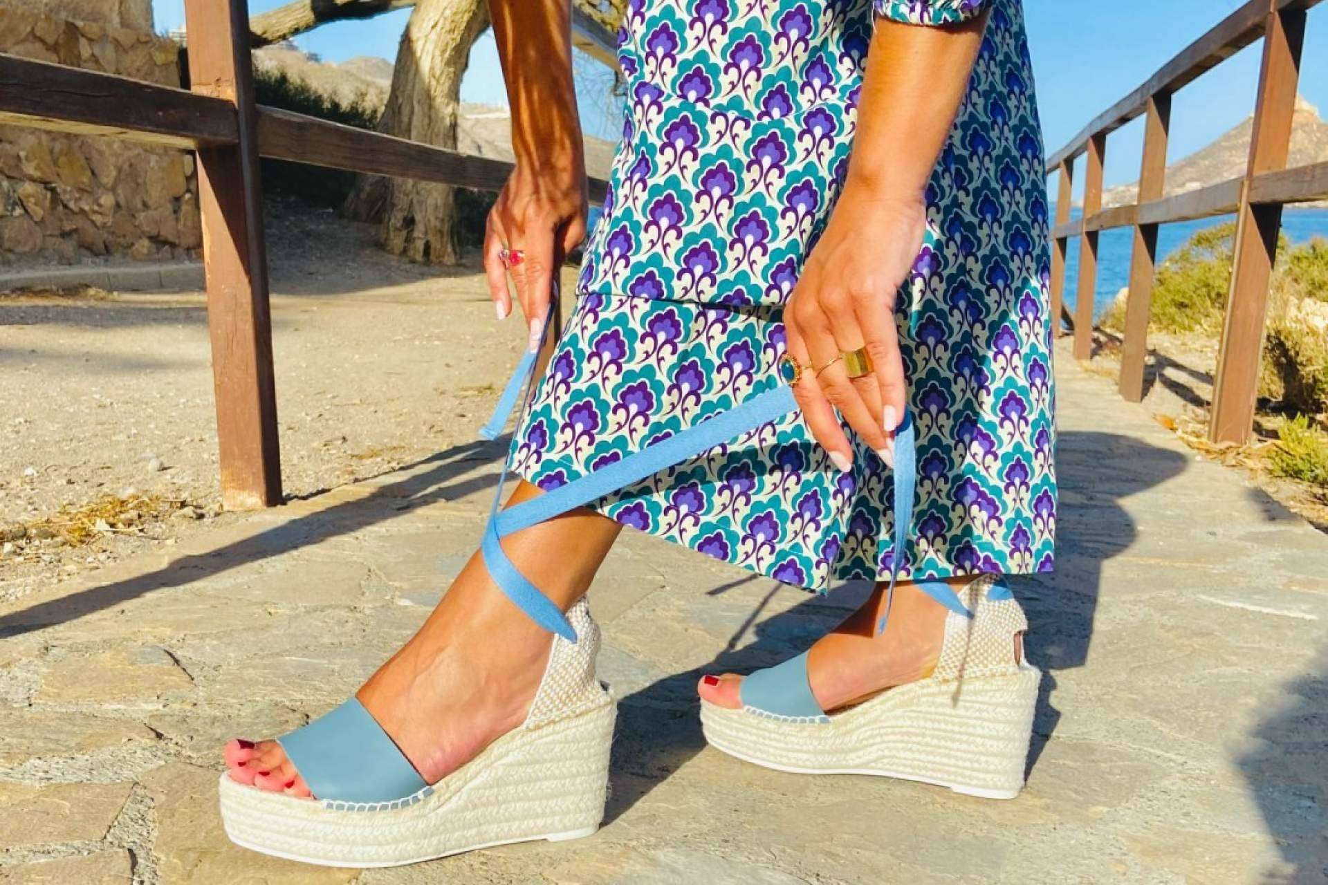 Los diferentes modelos de alpargatas para mujer económicas disponibles en Calzados Elche