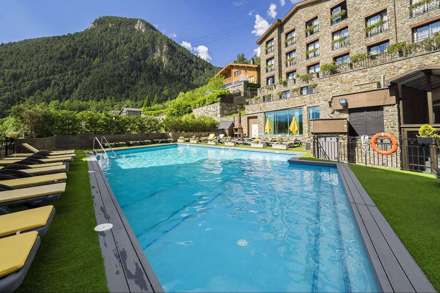Qué ofrece el Hotel Spa Princesa Parc durante la temporada de verano
