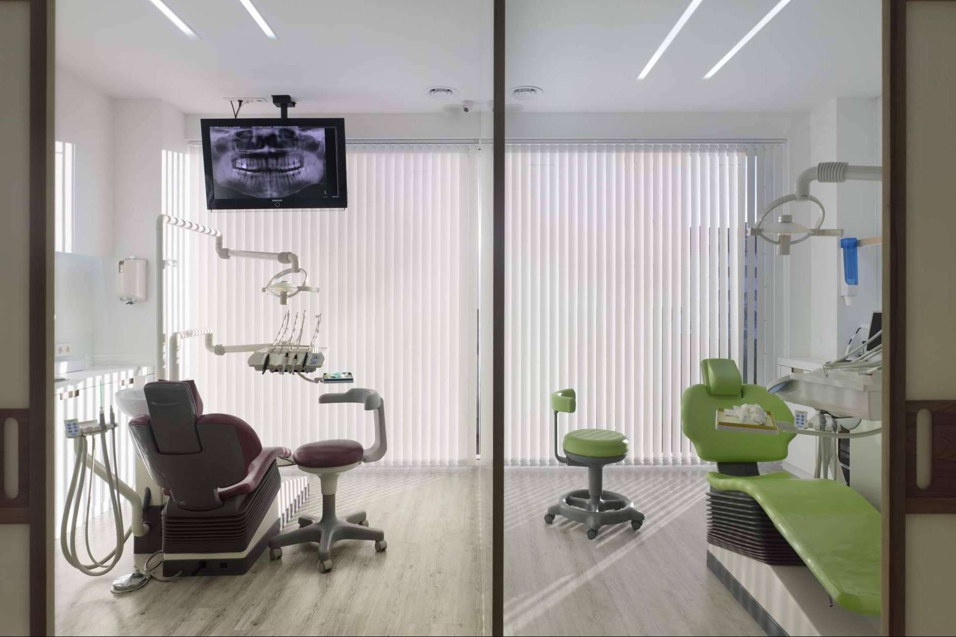 Entrevista al doctor Erwin Arosa, director clínico de Erwindental