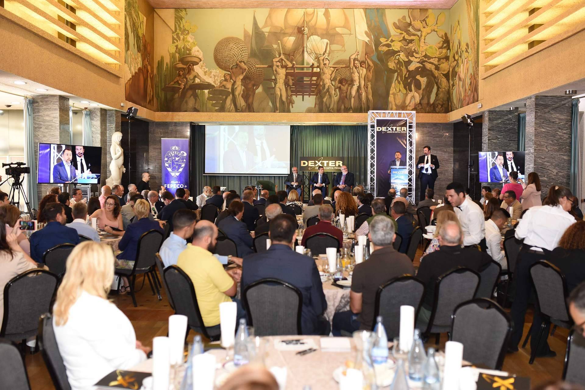 DEXTER congrega en Tenerife a más de 250 empresarios y los principales constructores canarios