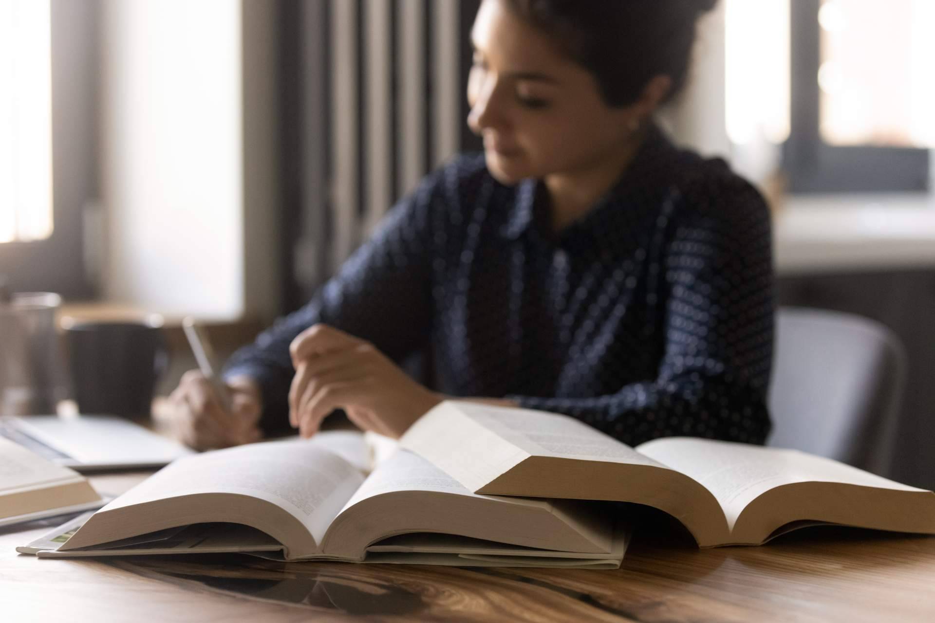 El seminario en directo que organiza la Escuela de la Memoria  para enseñar a opositores cómo estudiar rápido y bien