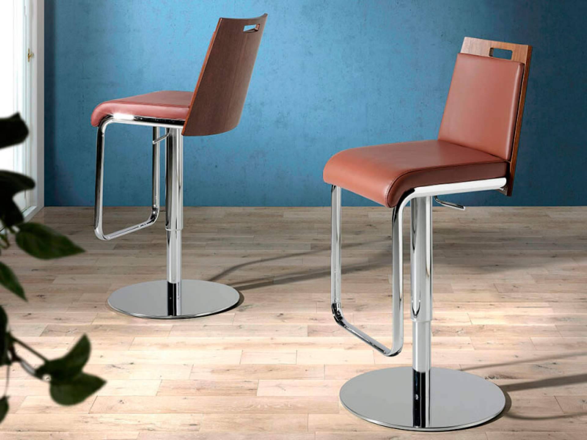 Las últimas tendencias de mobiliario de lujo para salones en 2023; sillas de comedor y aparadores que definen el estilo