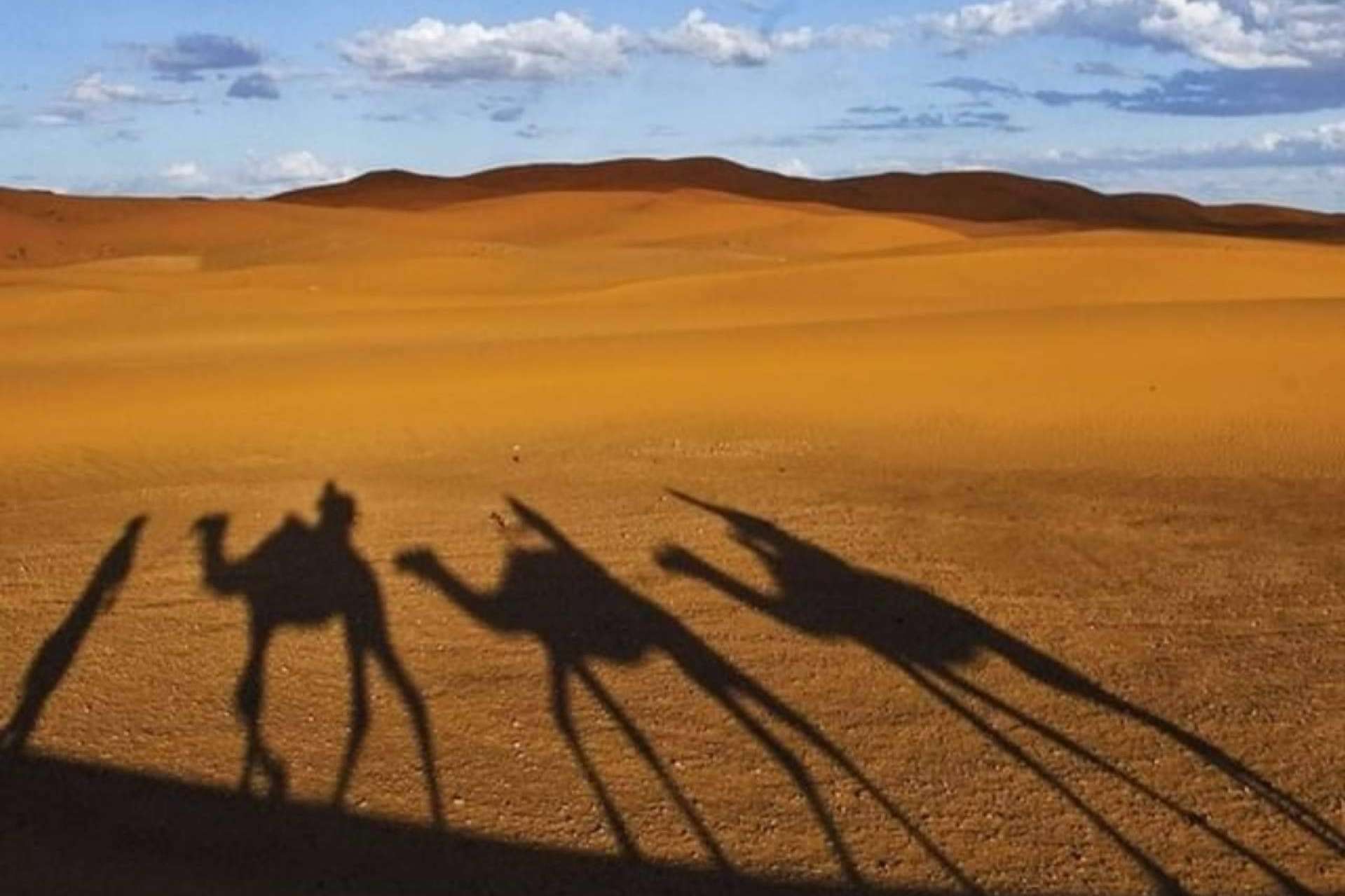 Meditar en el desierto de Merzouga con eeMindful