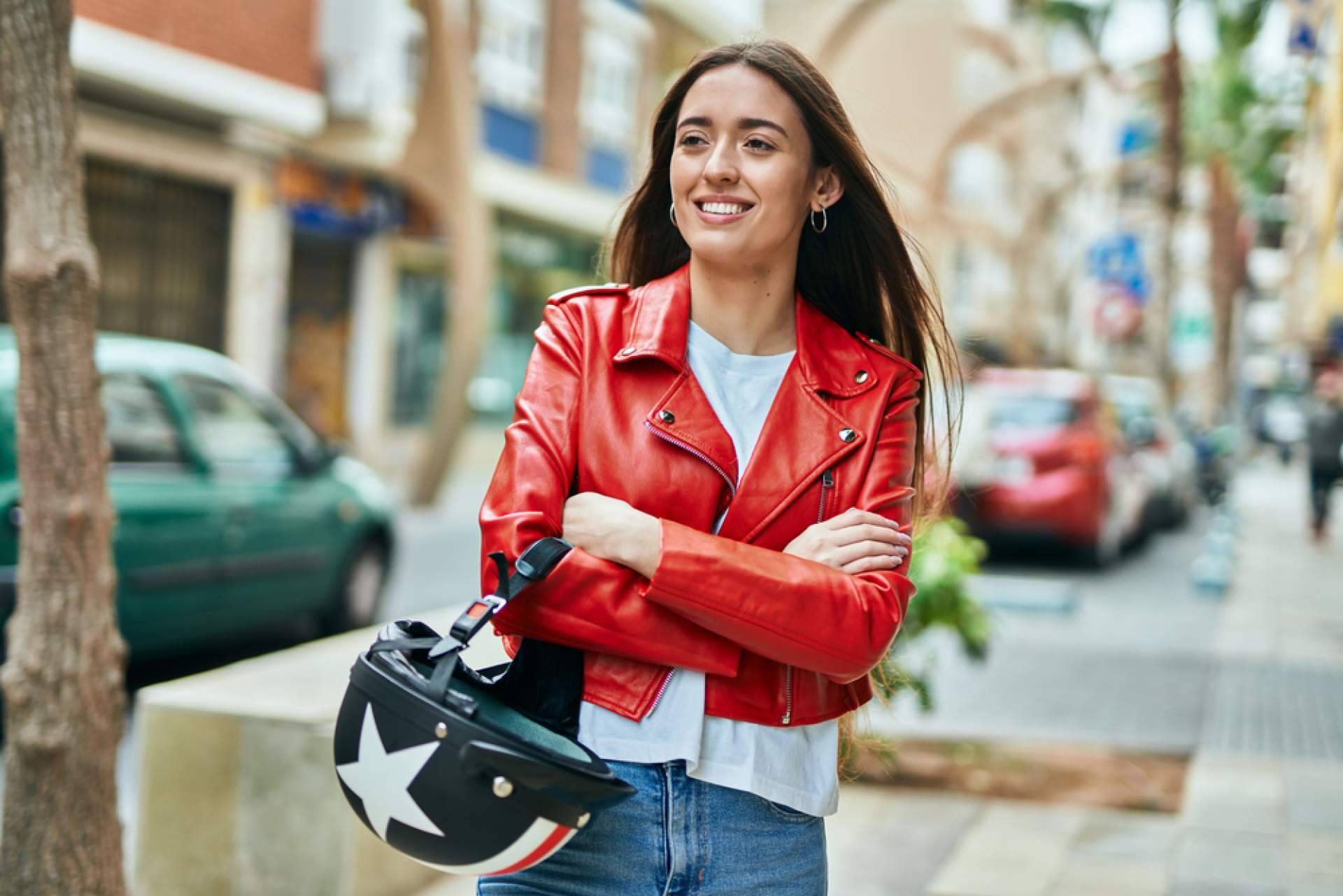 Recomendaciones para elegir autoescuela en Madrid para el carnet de moto A2