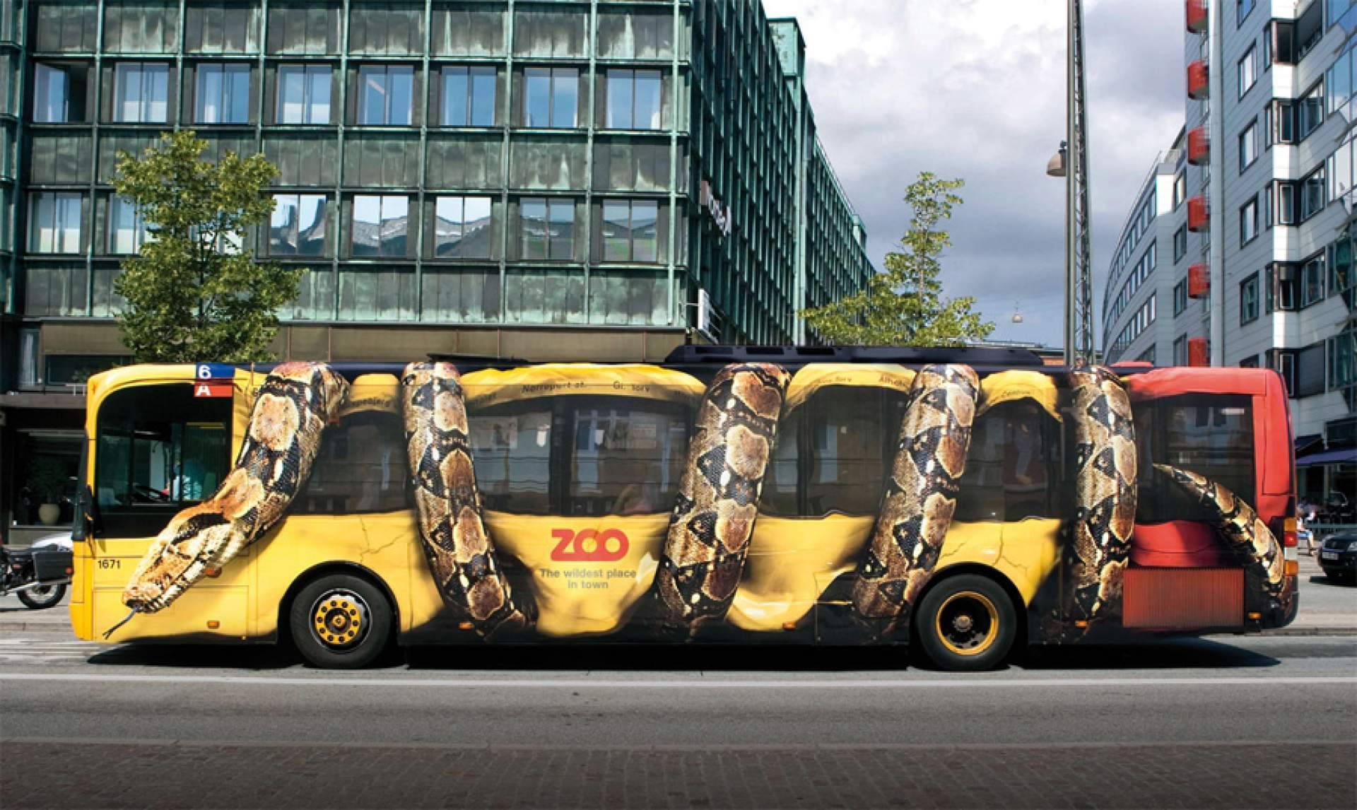 ¿Cuáles son los beneficios de la publicidad exterior con vehículos y buses promocionales?