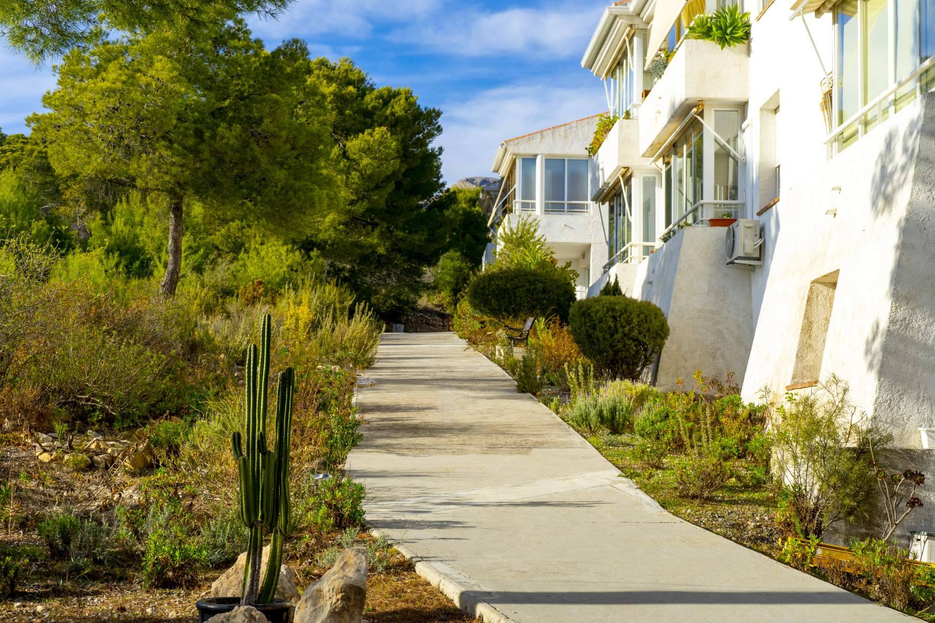La creciente popularidad del alquiler de estancias de Angomed Senior Living  entre personas de la tercera edad
