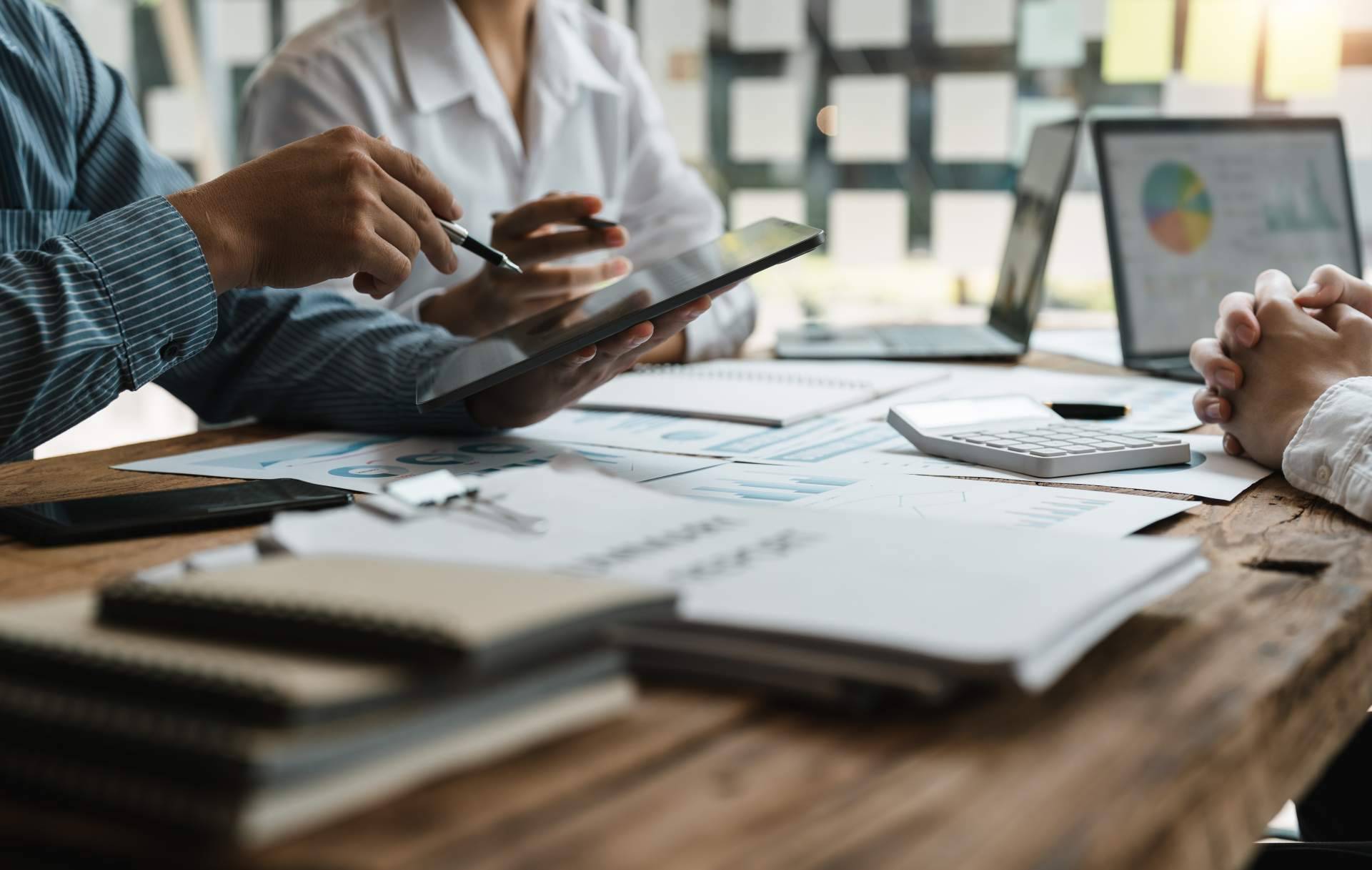 La nueva fuerza de trabajo Digital. Humanos y agentes de Inteligencia Artificial Semántica se unen, con Kawaru
