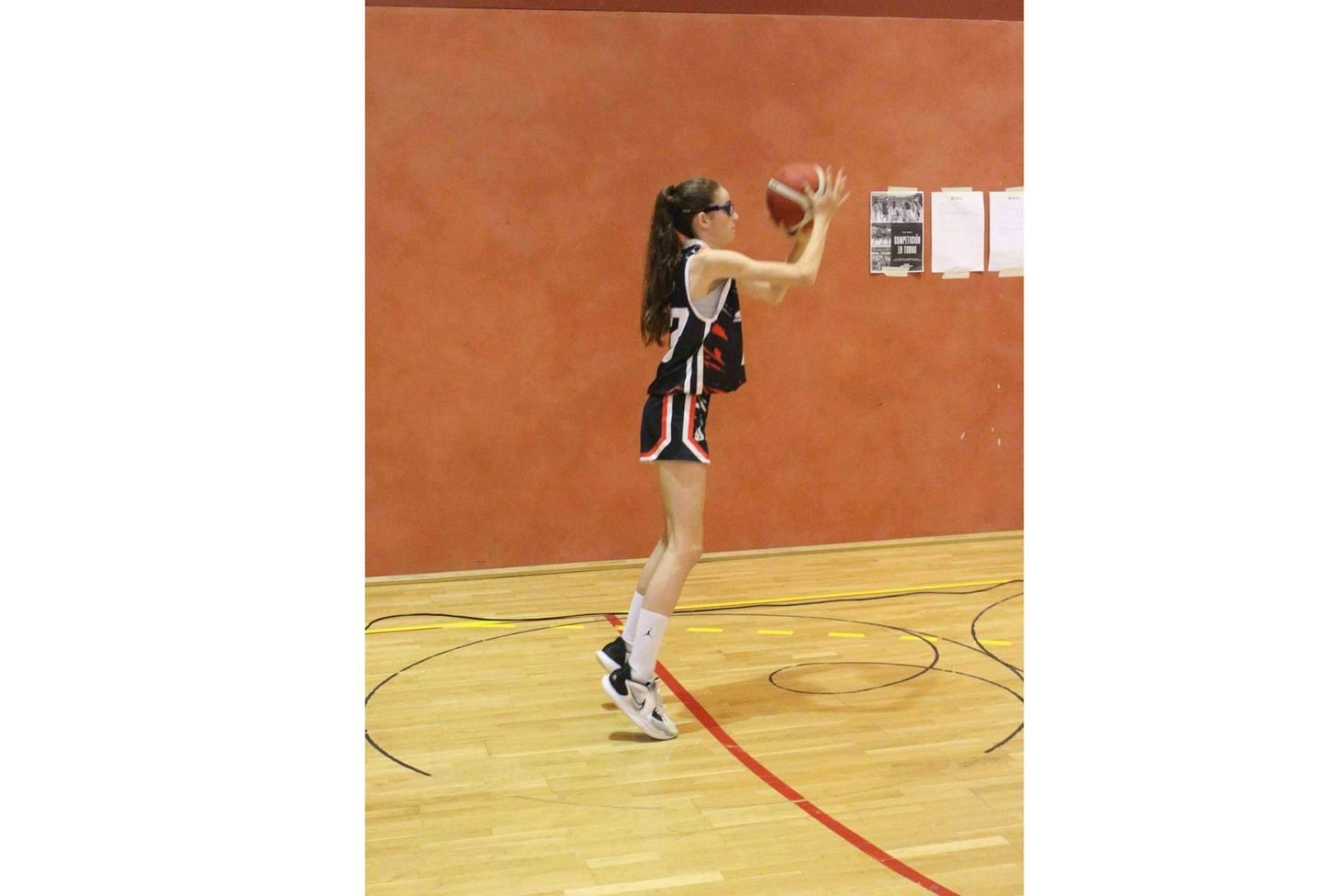 Mejorar el lanzamiento en el baloncesto con una máquina de tiro, de la mano de ITW Sport