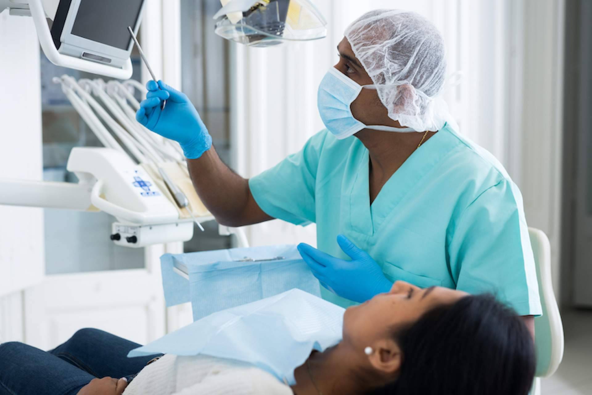 Las clínicas Dental Raúl Pascual ofrecen atención integral de calidad con tecnología avanzada en Sevilla
