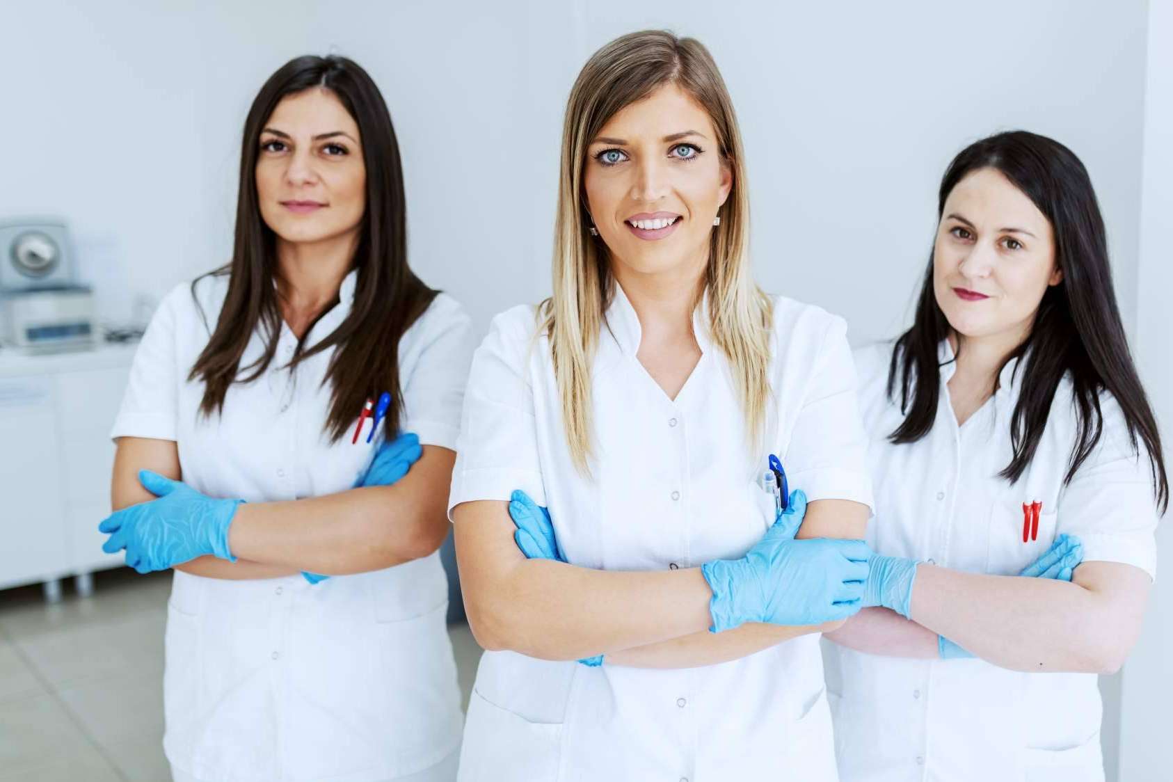 Dermasthetic presenta su Formación en Medicina Estética con diploma universitario