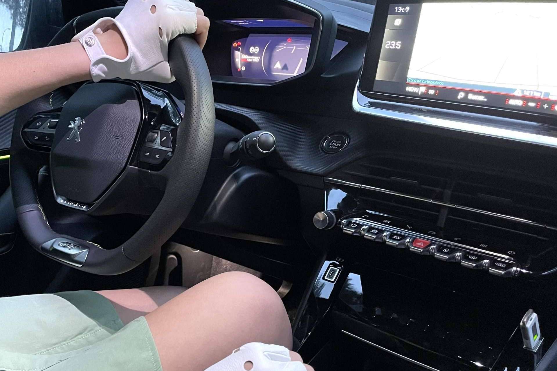 Guantes de conducir para el verano en el amplio catálogo del que dispone Santacana