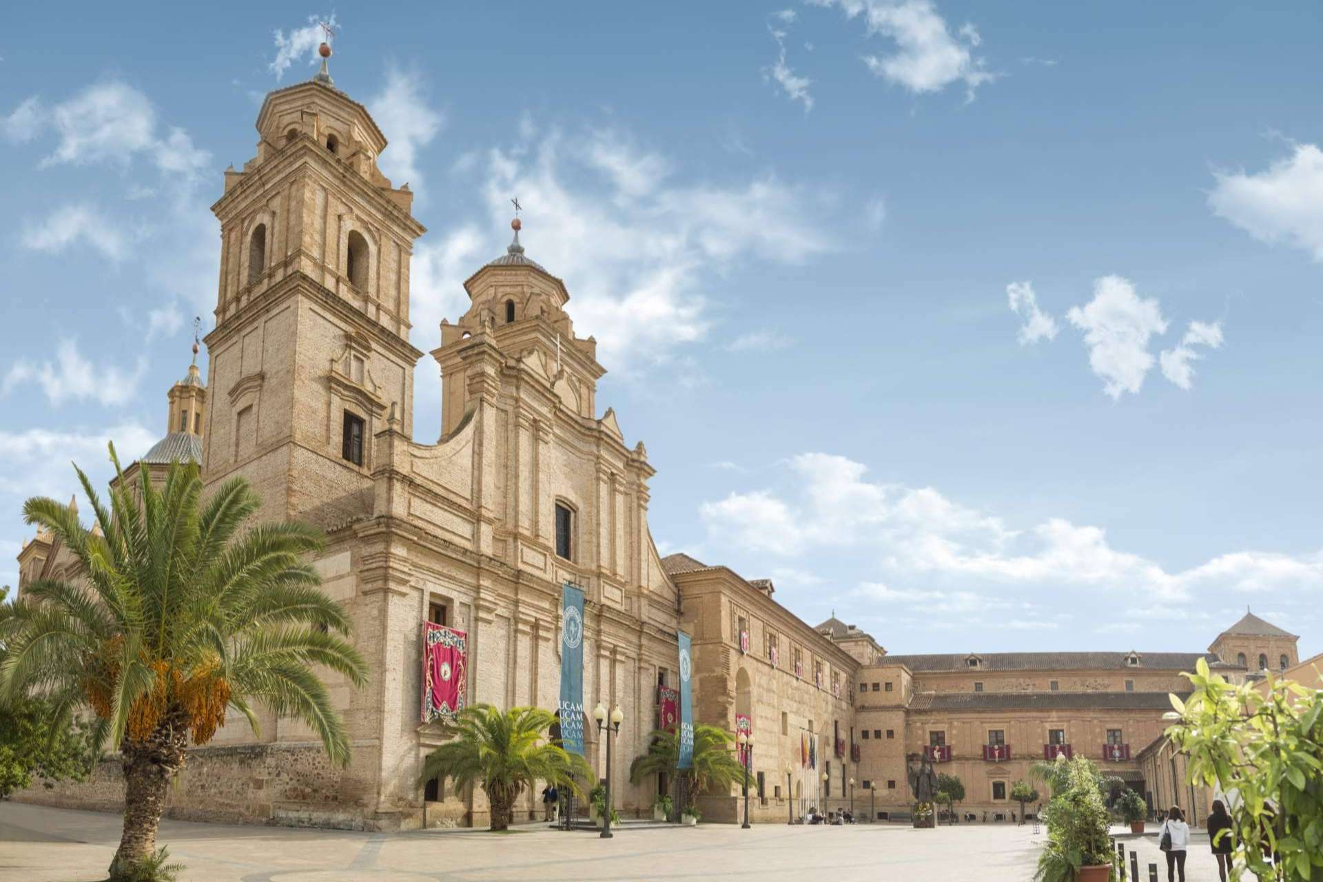 La UCAM, primera universidad española en crear un Venture Studio