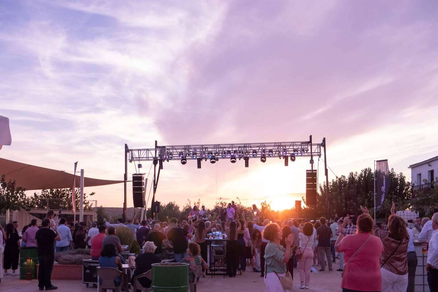 Para celebrar la cultura del aceite, el festival de Jaén III Tardeo entre Olivos