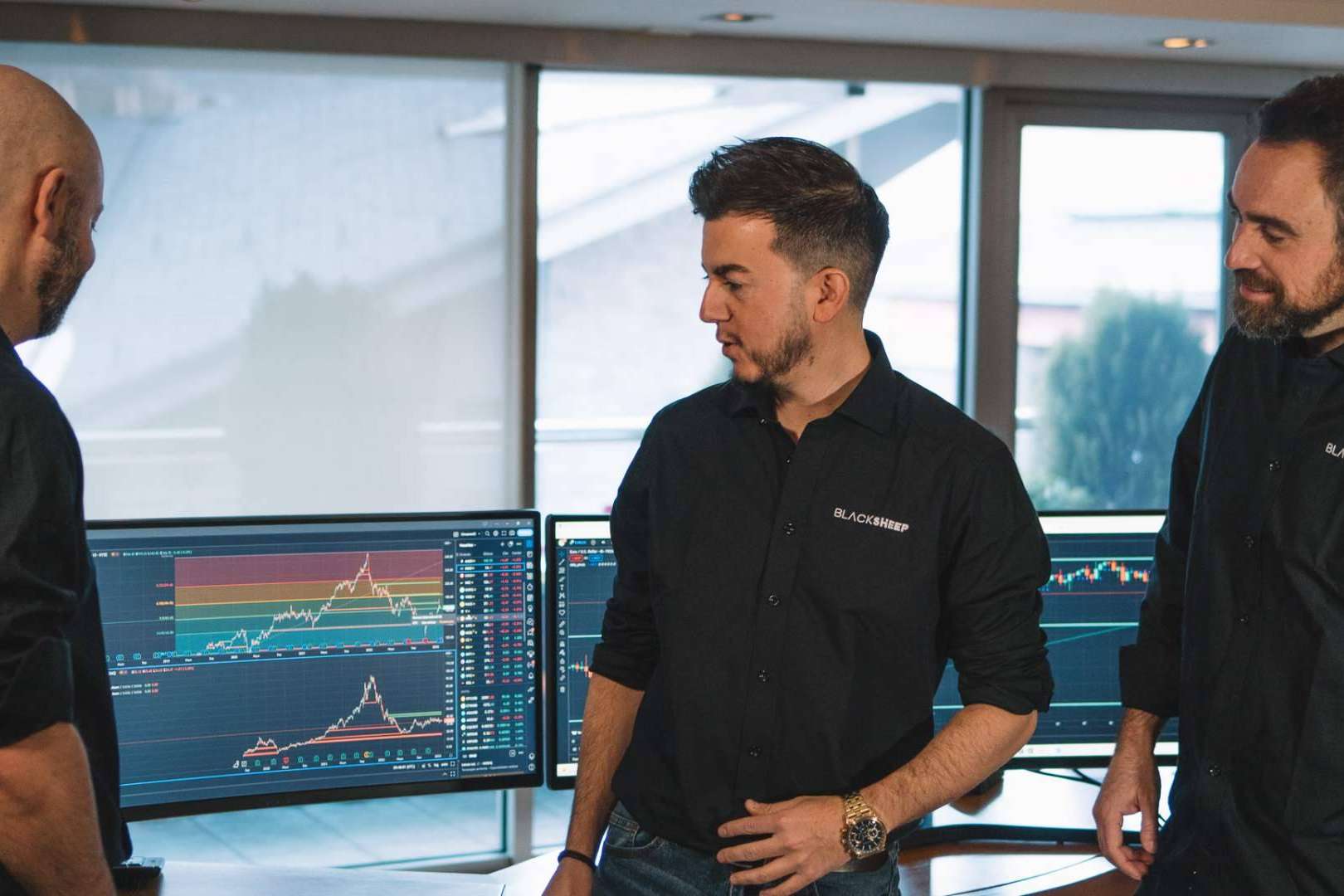 Cómo iniciar en el trading sin arriesgar el propio dinero según Black Sheep Academy