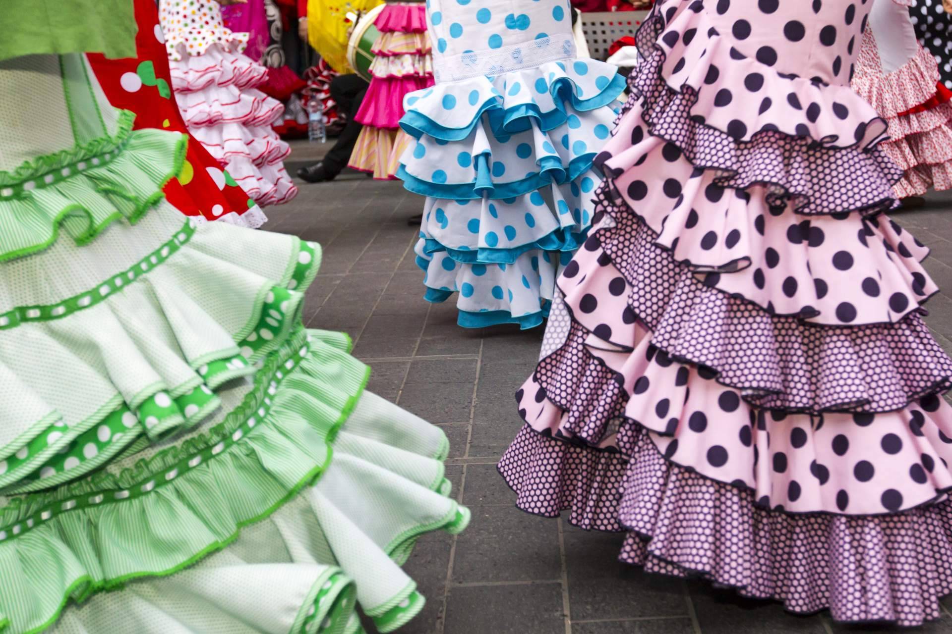 Selección de Moda Flamenca 2023, Viva La Feria cuenta con faldas rocieras
