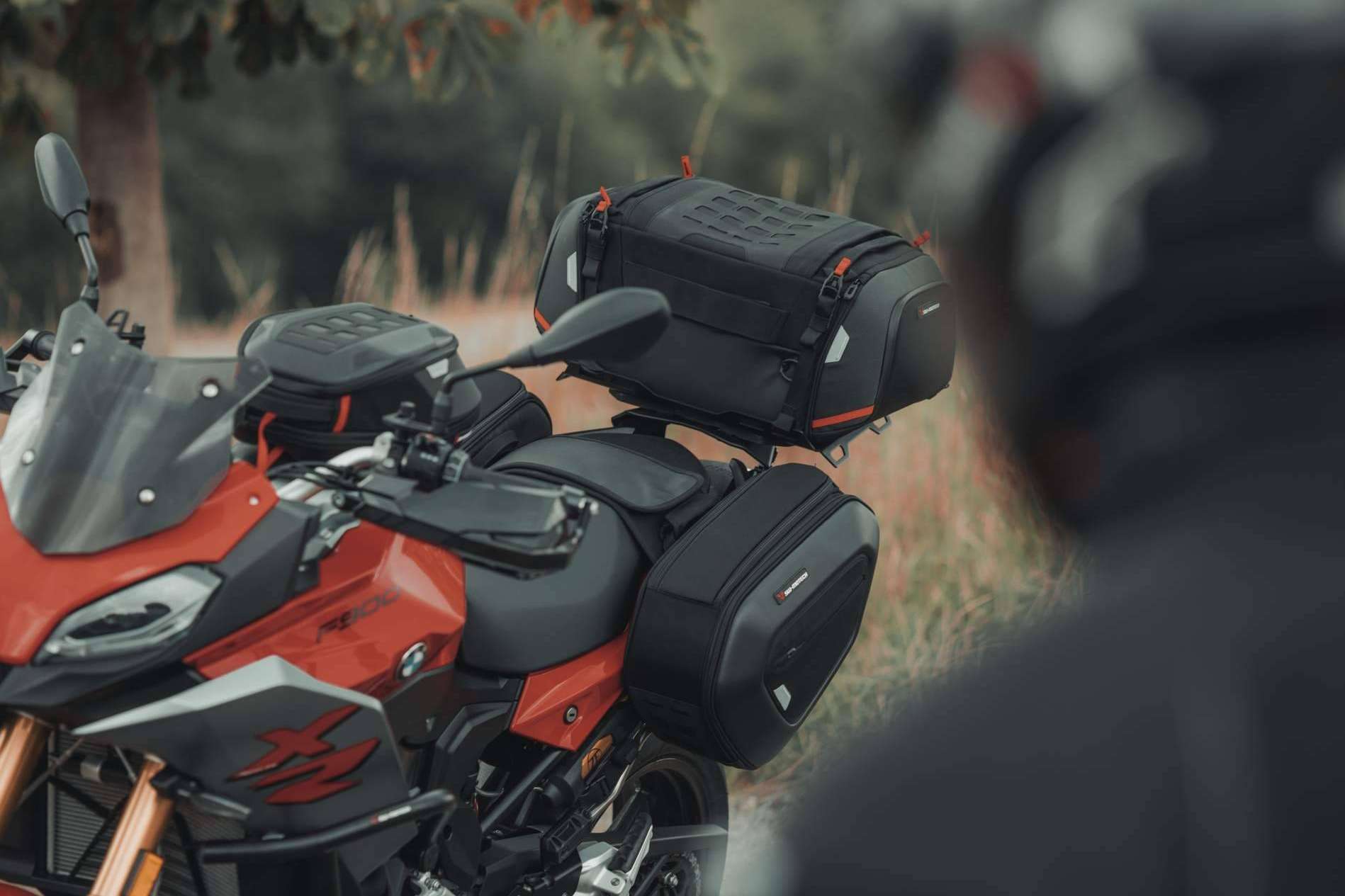 SW-MOTECH cuenta con todos los accesorios necesarios para una aventura en moto